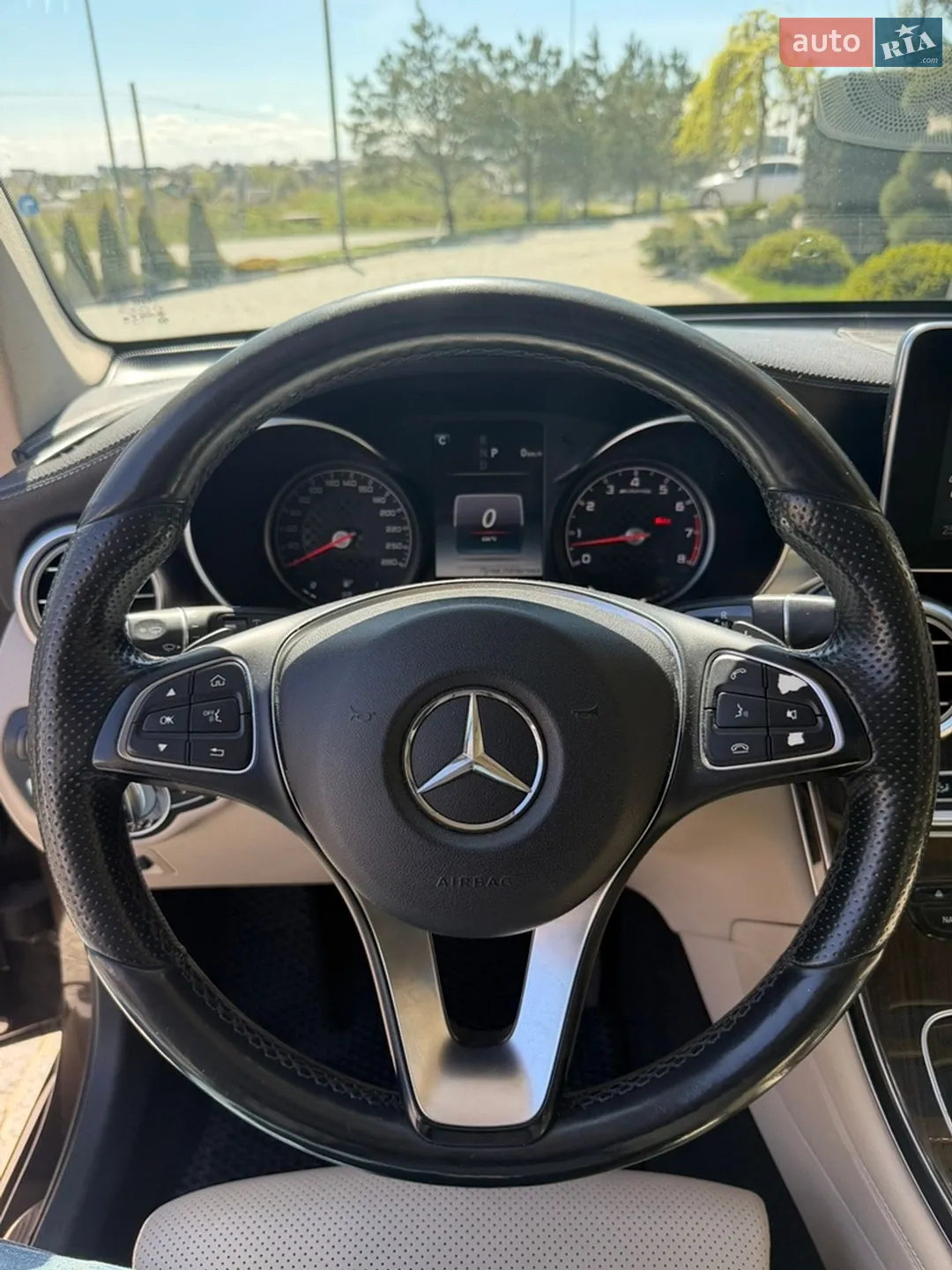 2016 Mercedes-Benz GLC - мініатюра 13