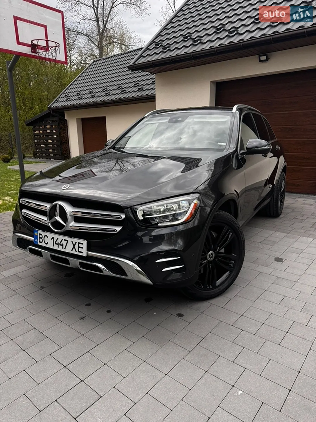 2022 Mercedes-Benz GLC - фото 1