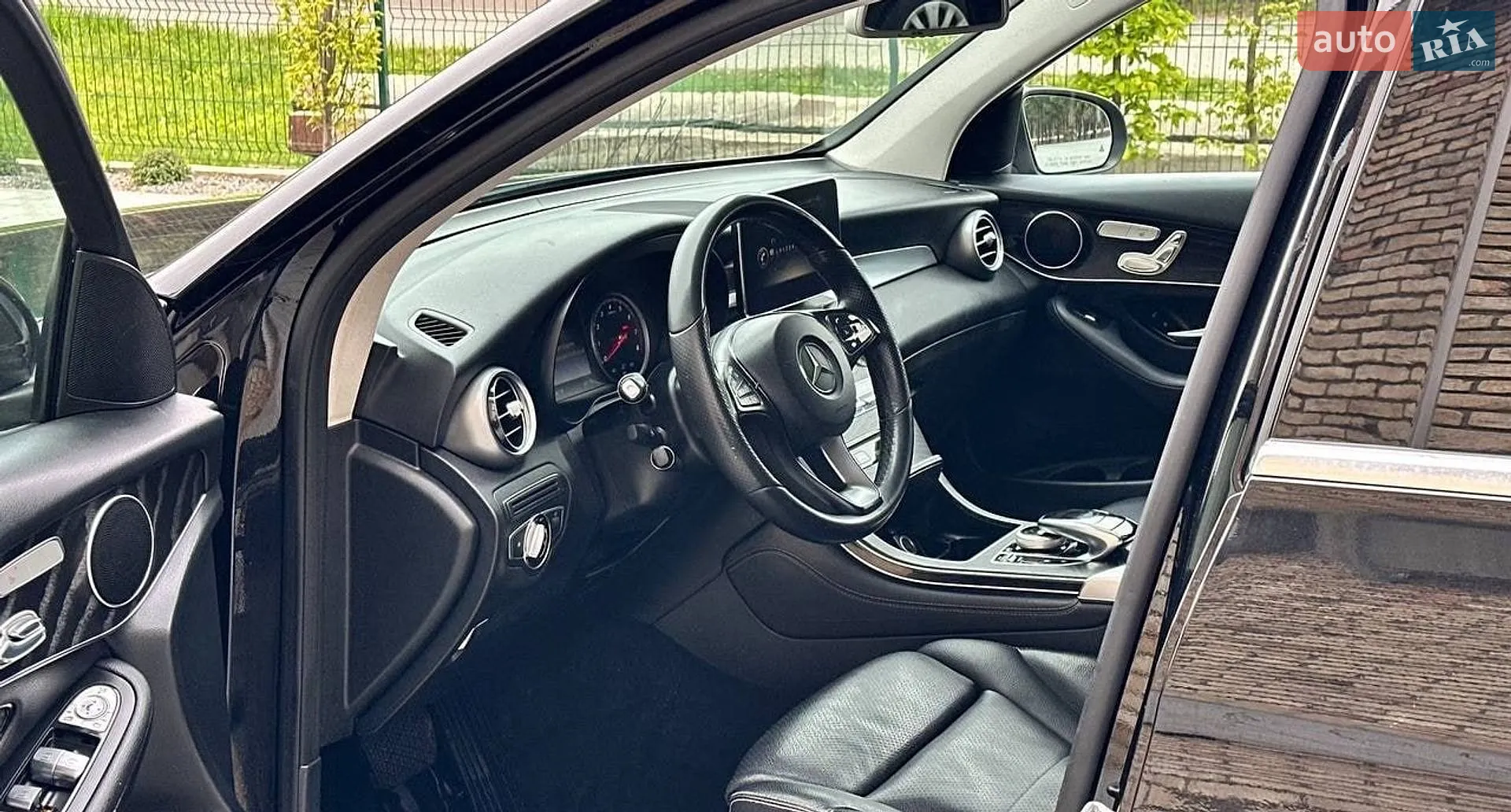 2016 Mercedes-Benz GLC - мініатюра 13