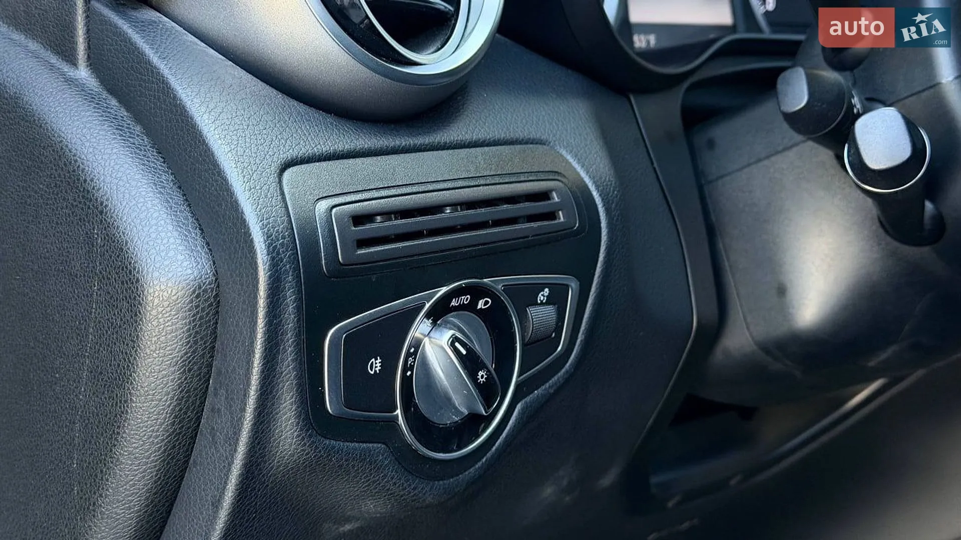 2016 Mercedes-Benz GLC - мініатюра 10