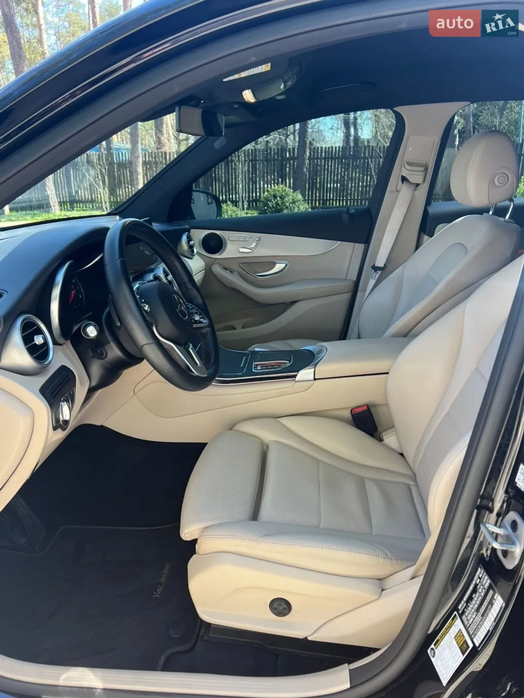2021 Mercedes-Benz GLC - мініатюра 10
