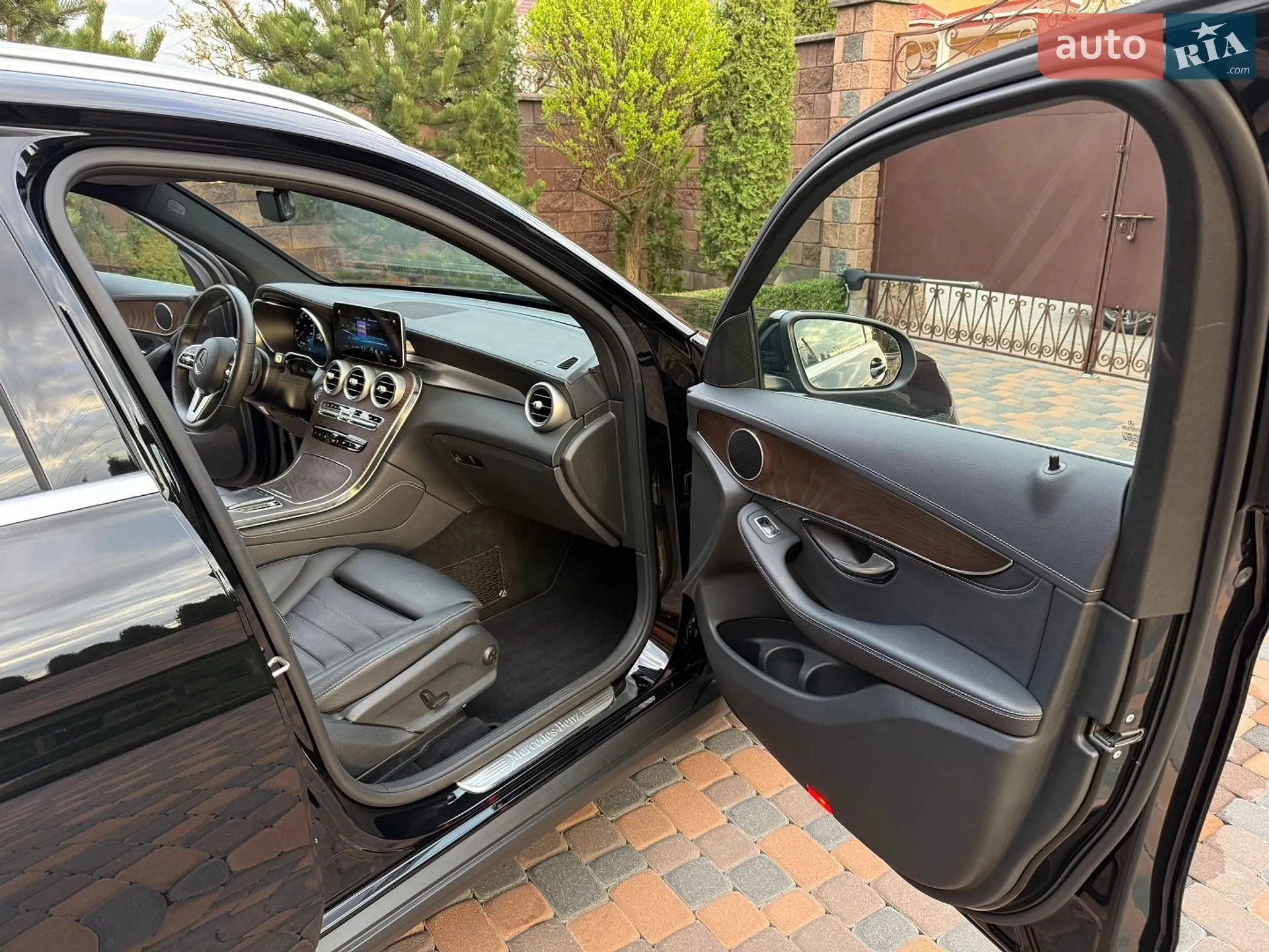 2019 Mercedes-Benz GLC - мініатюра 16