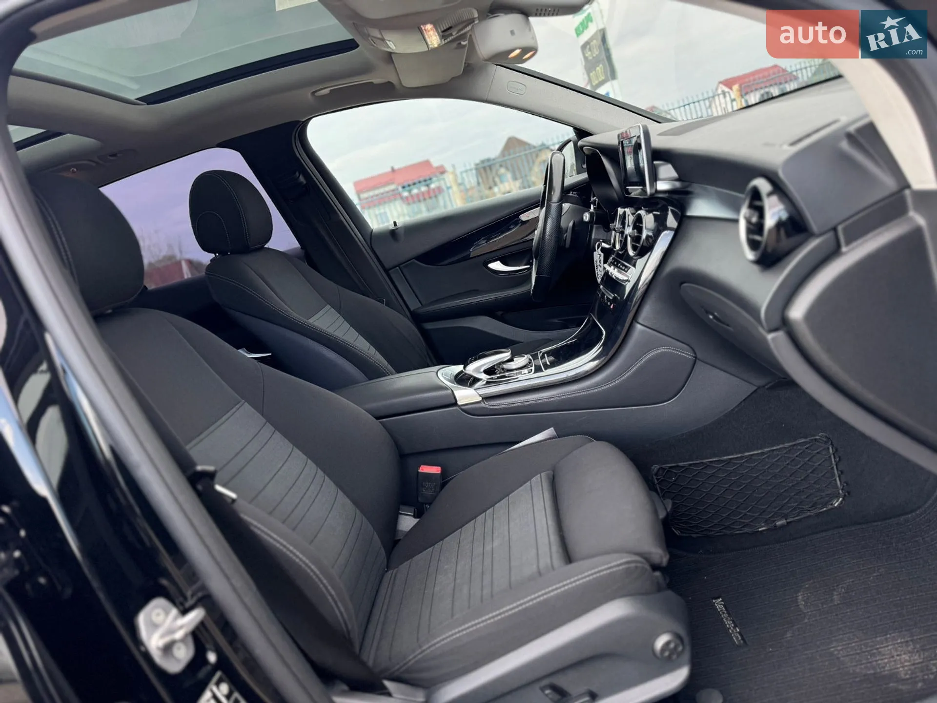 2016 Mercedes-Benz GLC - мініатюра 65