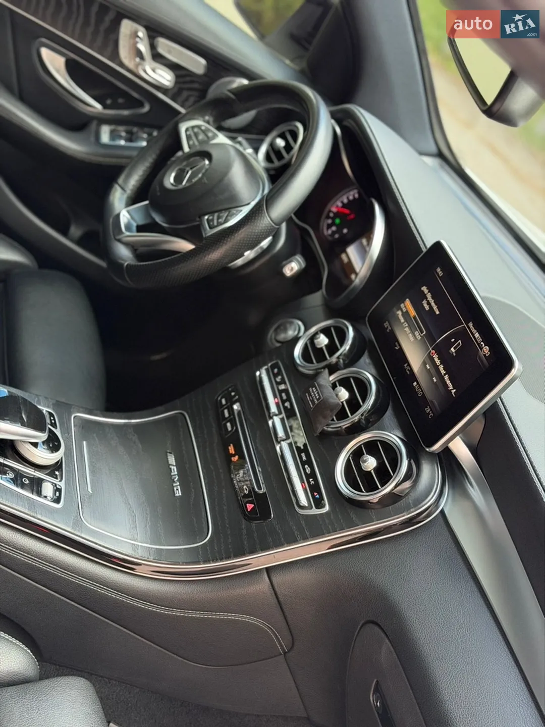 2017 Mercedes-Benz GLC - мініатюра 37