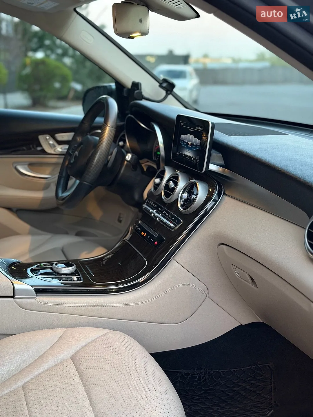 2018 Mercedes-Benz GLC - мініатюра 12