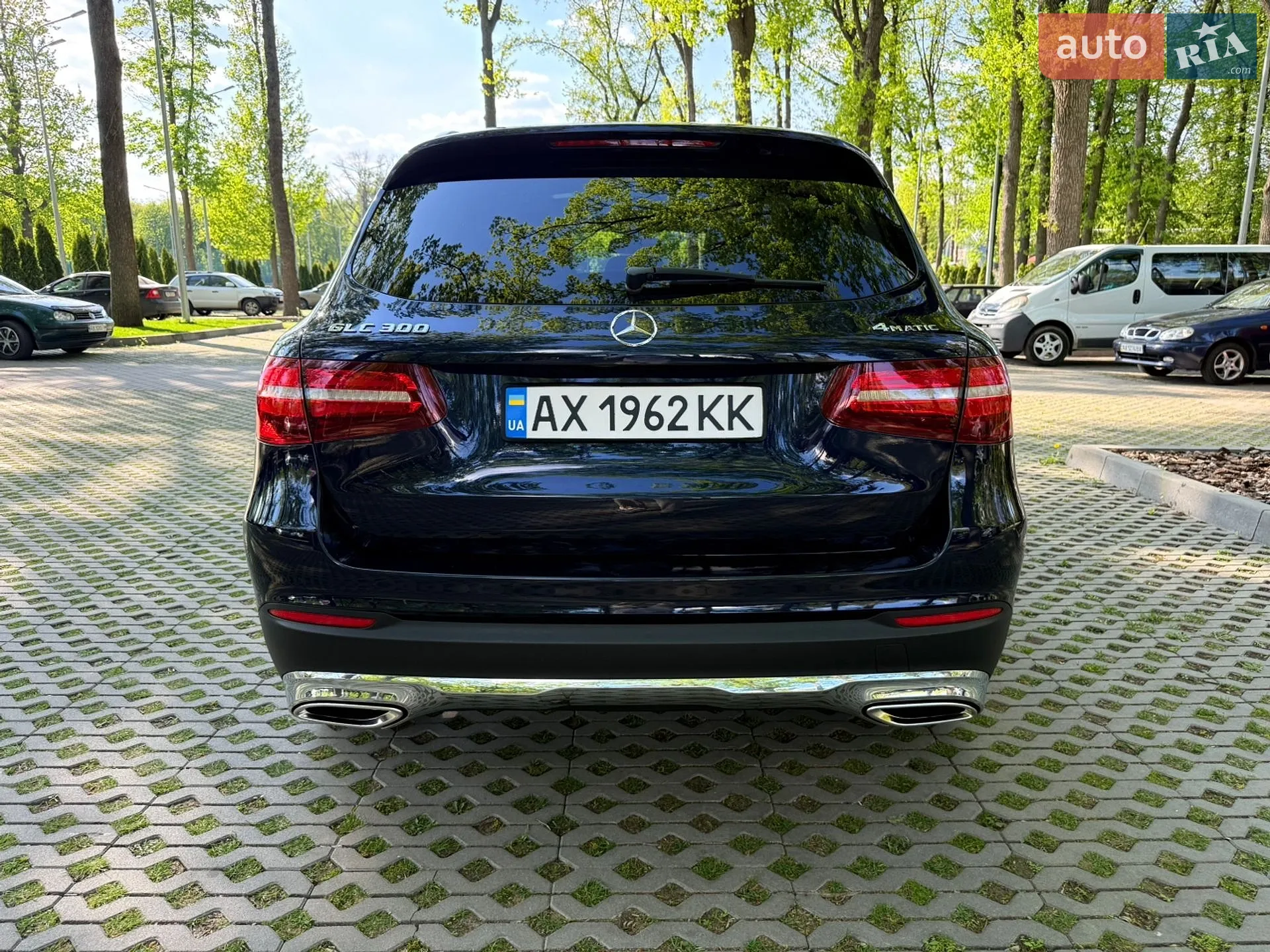 2017 Mercedes-Benz GLC - мініатюра 16