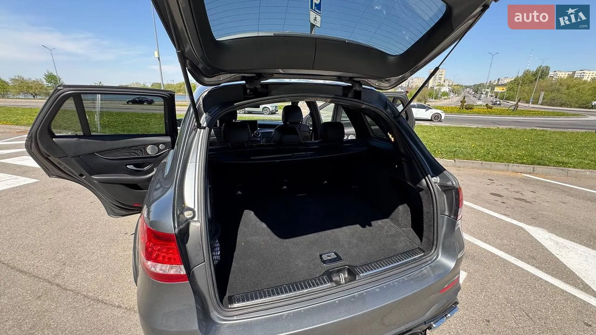 2017 Mercedes-Benz GLC - мініатюра 18