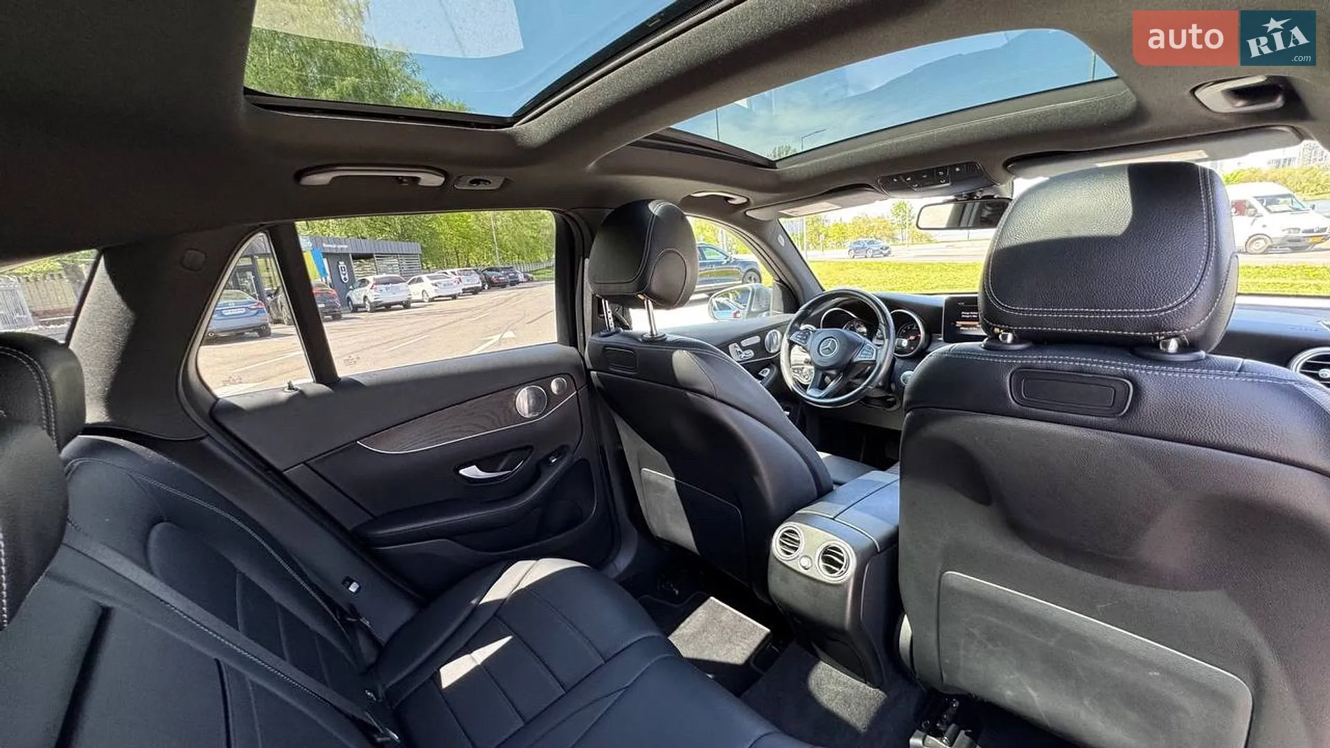 2017 Mercedes-Benz GLC - мініатюра 26