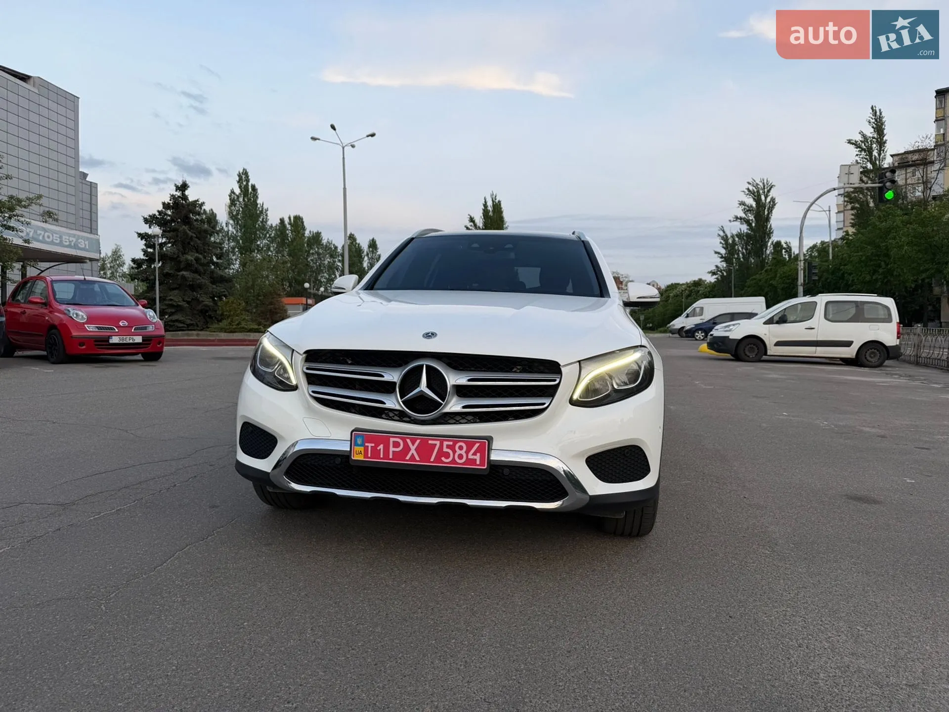 2018 Mercedes-Benz GLC - мініатюра 11