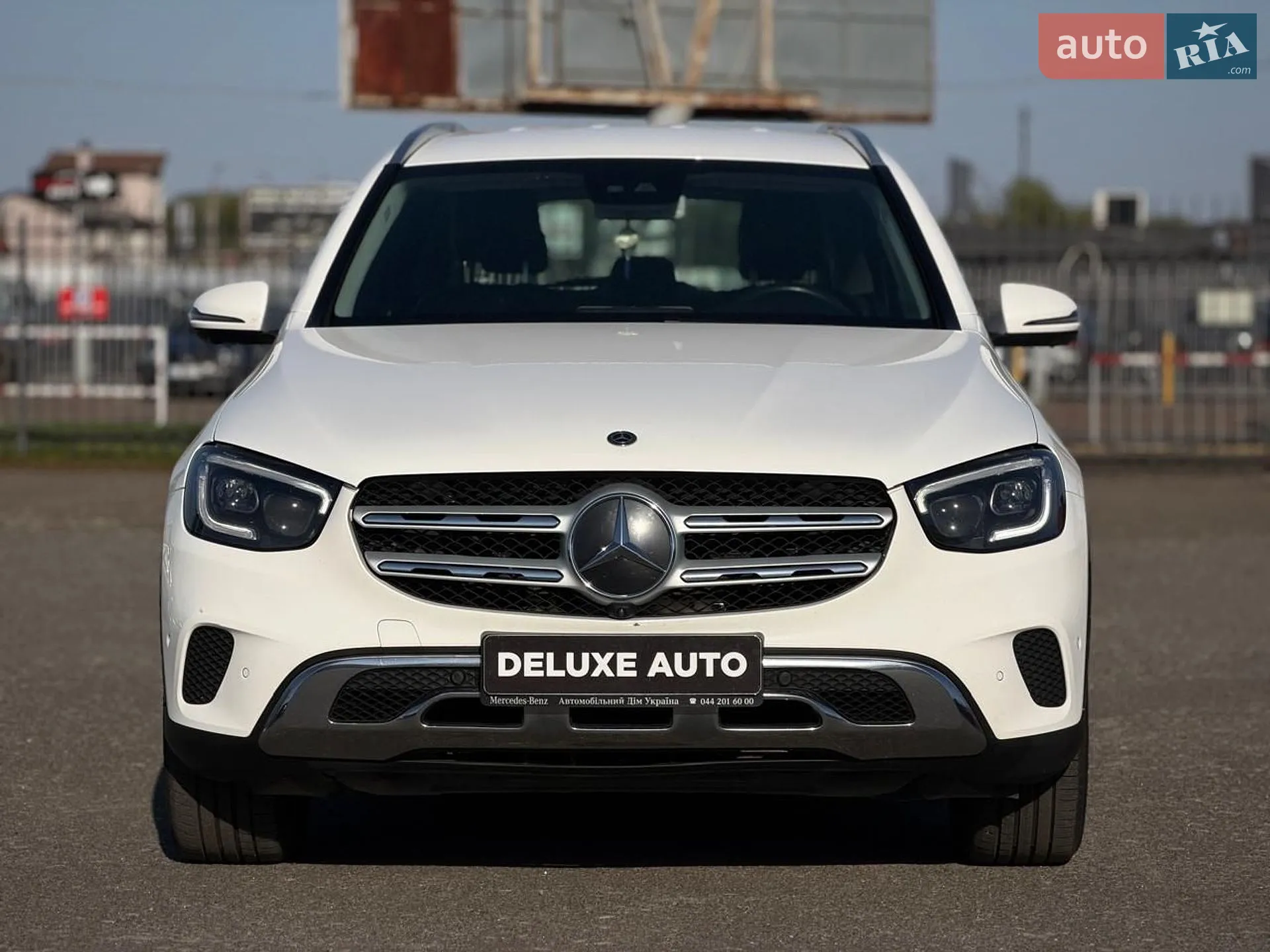 2019 Mercedes-Benz GLC - мініатюра 16