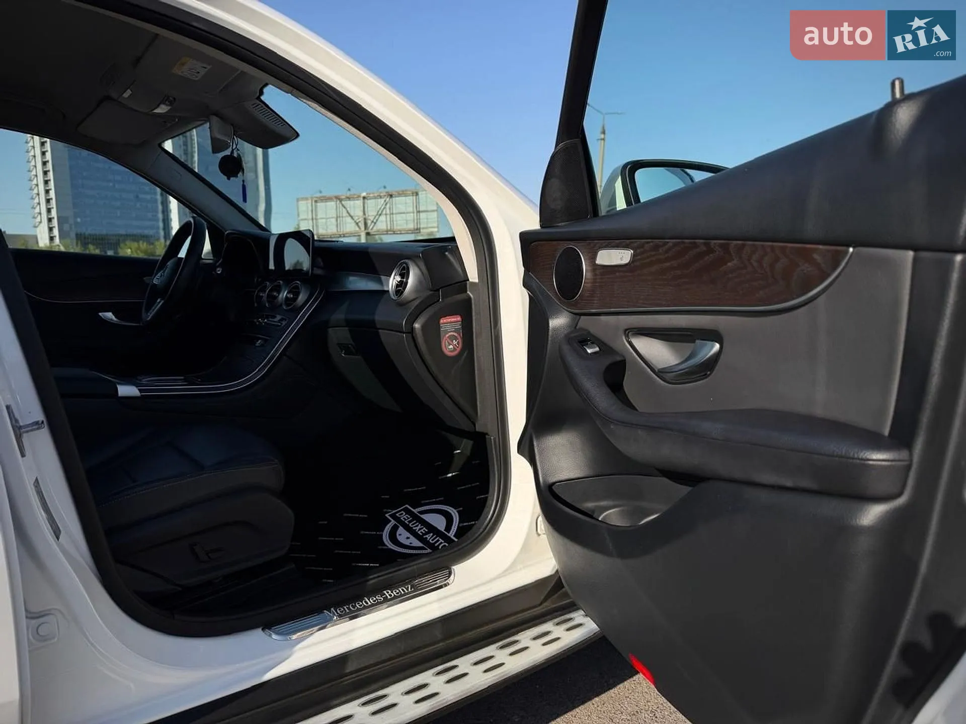 2019 Mercedes-Benz GLC - мініатюра 52