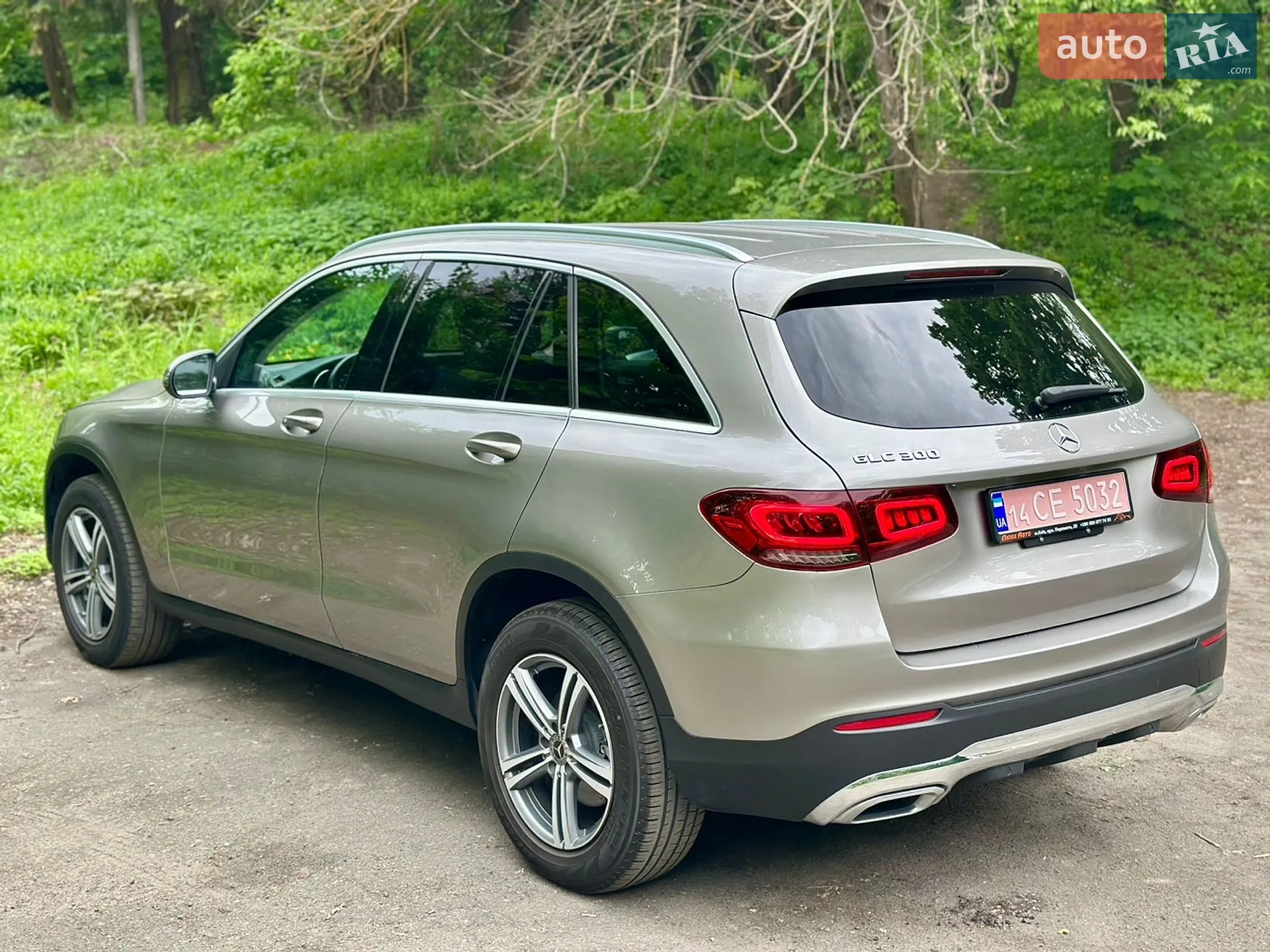 2020 Mercedes-Benz GLC - мініатюра 44