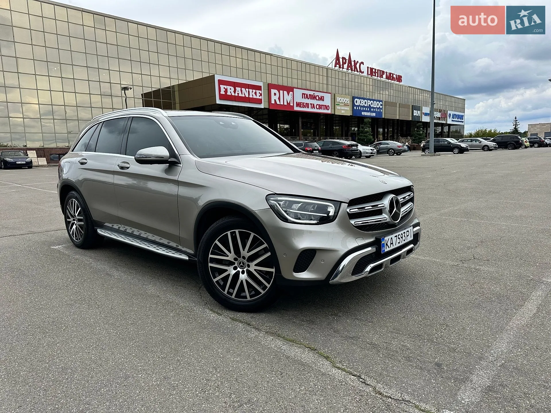 2022 Mercedes-Benz GLC - мініатюра 3