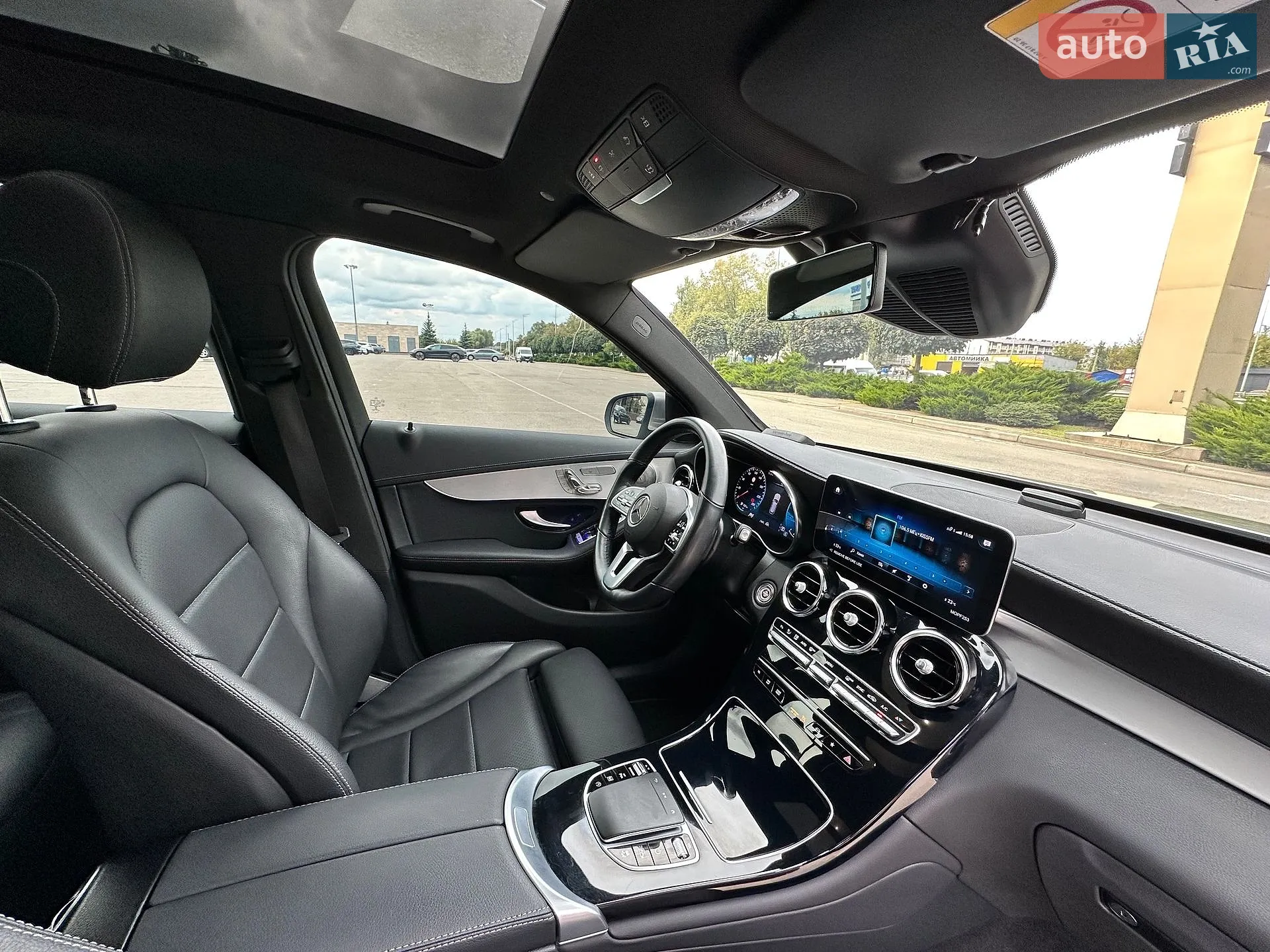 2022 Mercedes-Benz GLC - мініатюра 31