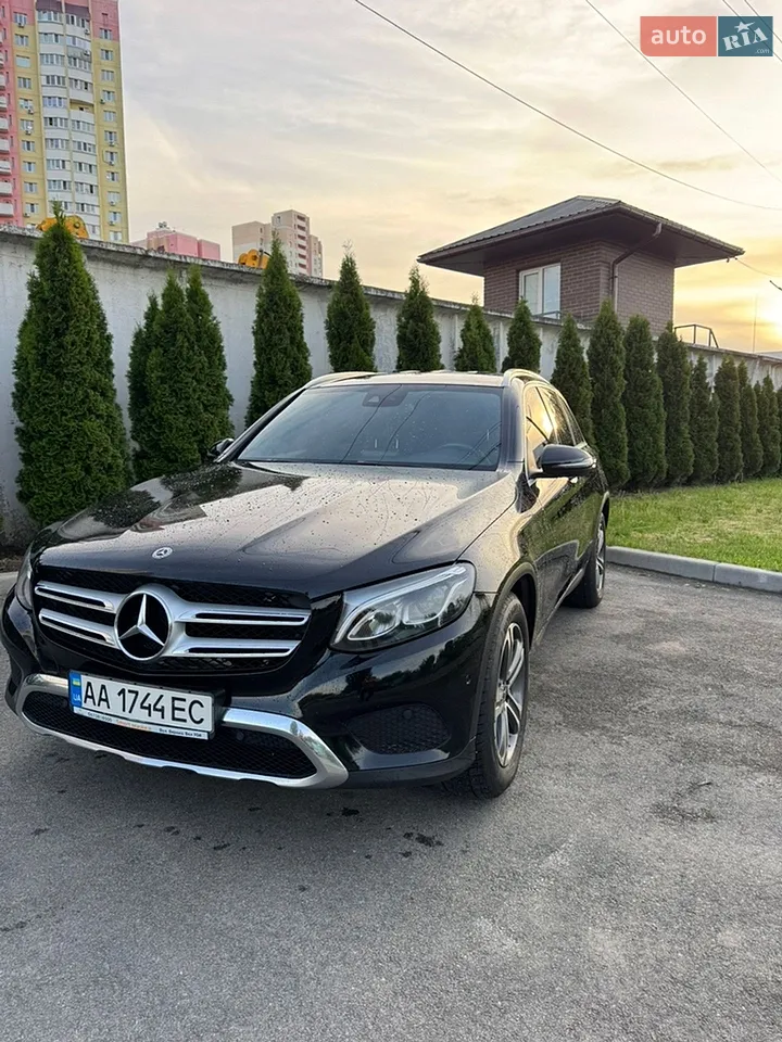 2018 Mercedes-Benz GLC - мініатюра 28