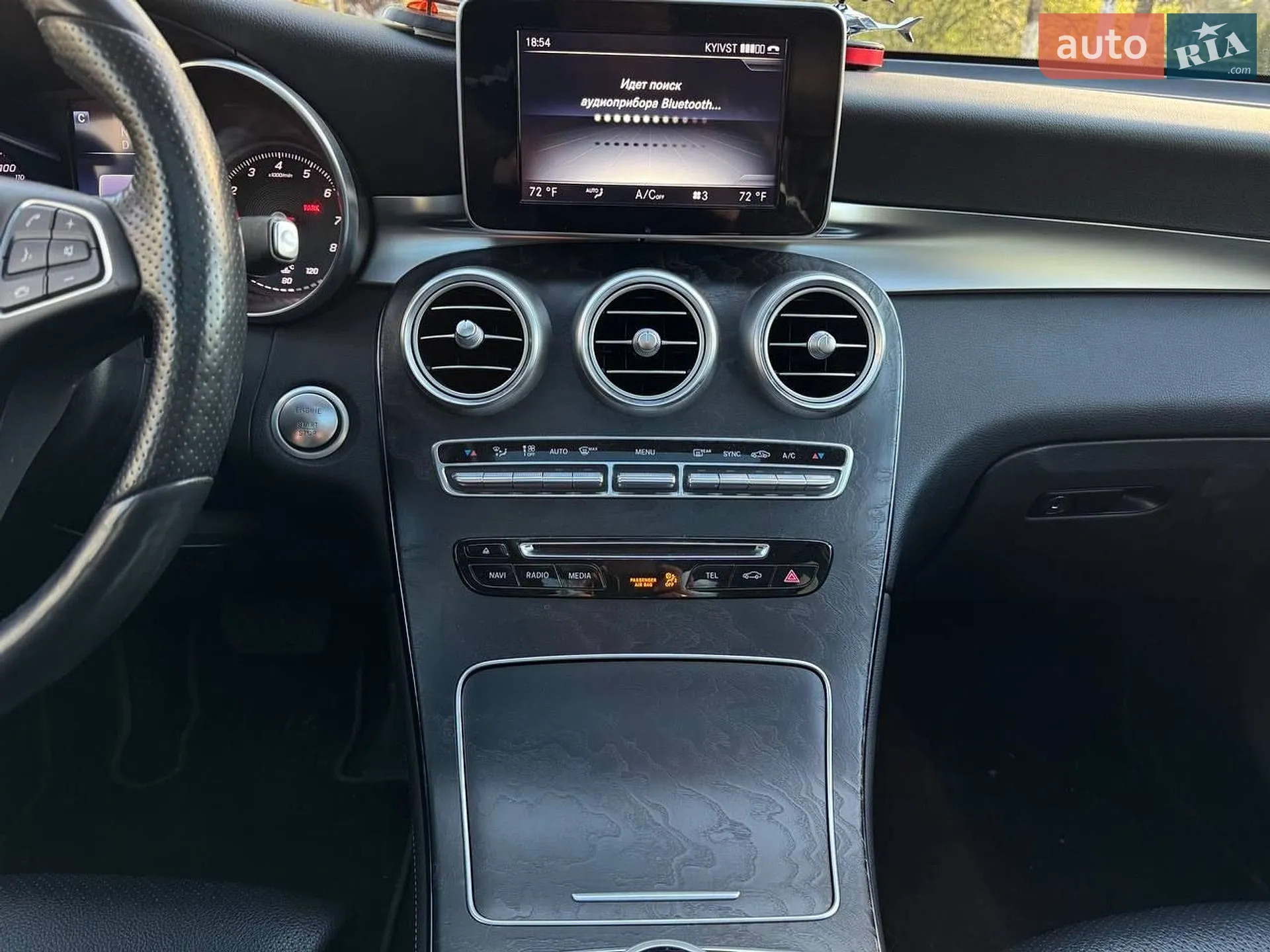 2016 Mercedes-Benz GLC - мініатюра 30