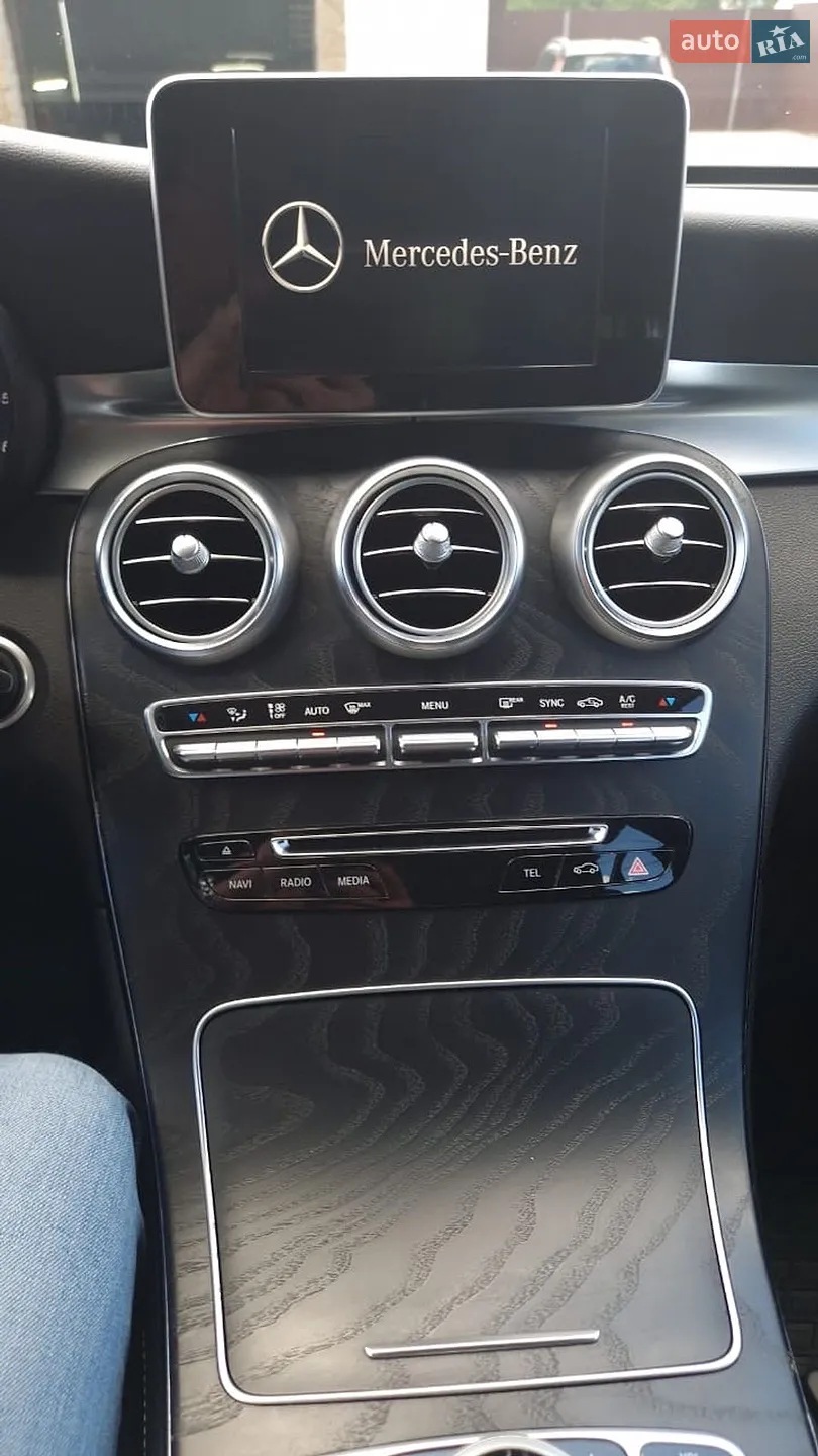 2017 Mercedes-Benz GLC - мініатюра 16