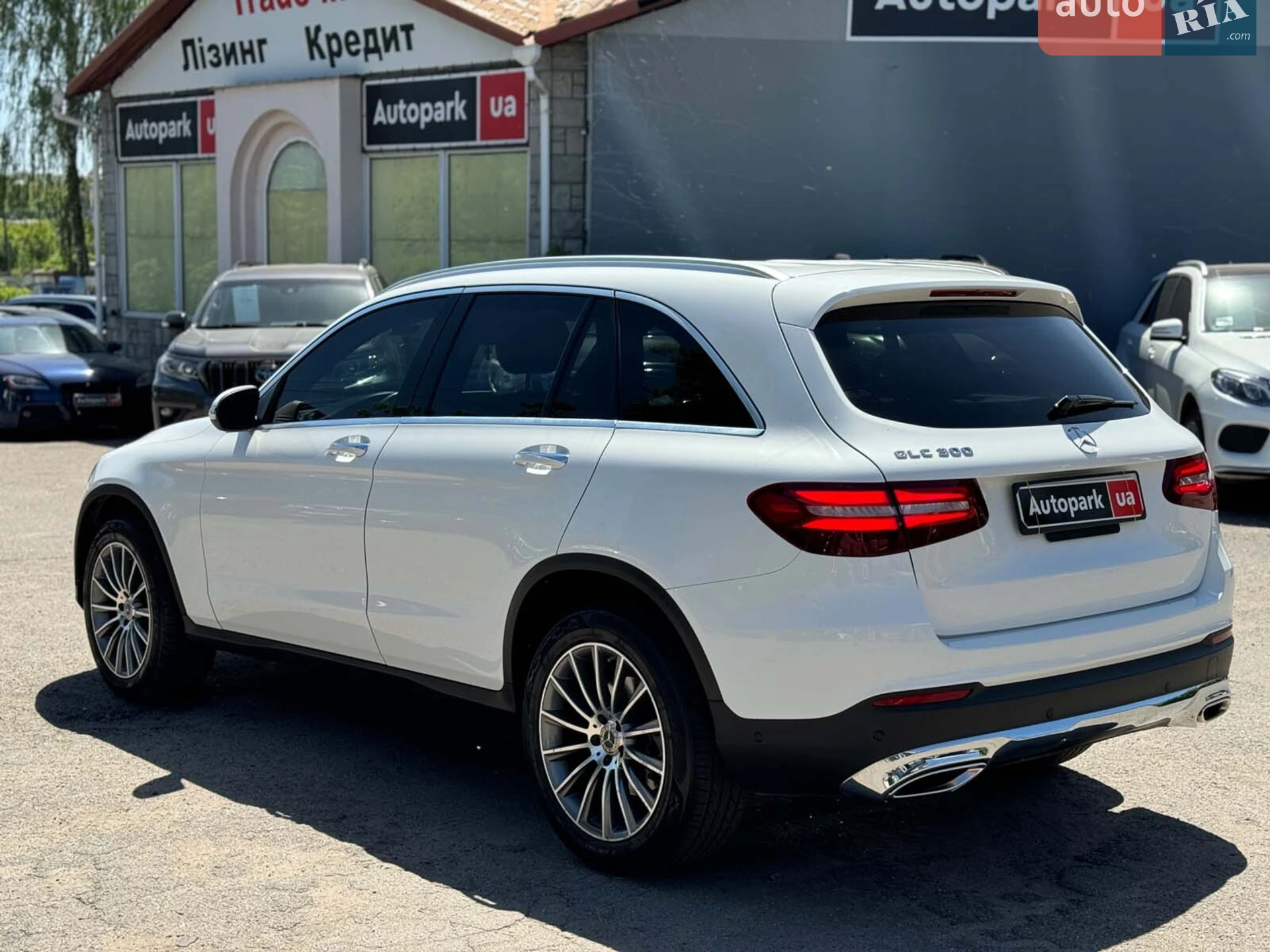 2017 Mercedes-Benz GLC - мініатюра 10