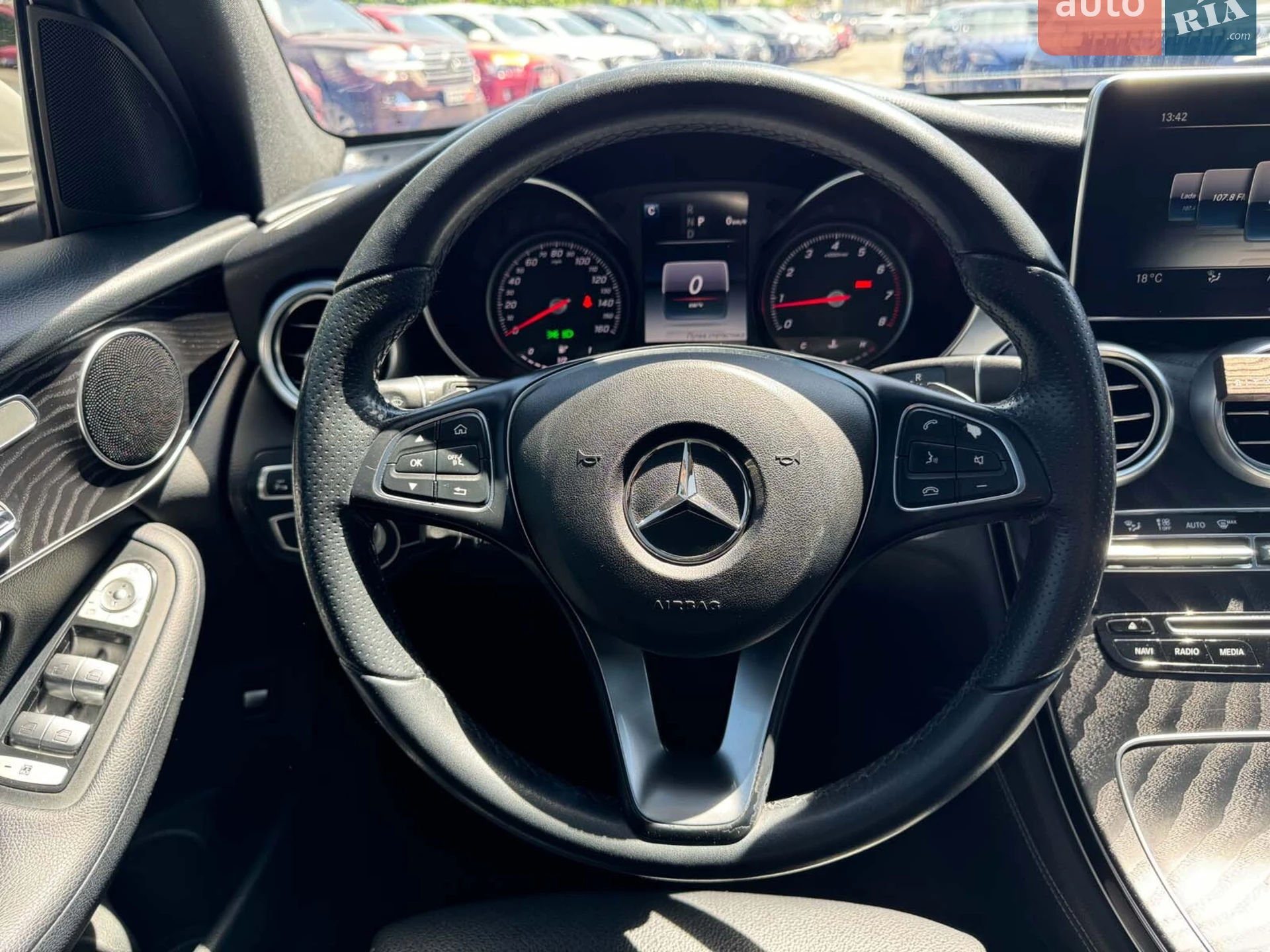 2017 Mercedes-Benz GLC - мініатюра 29