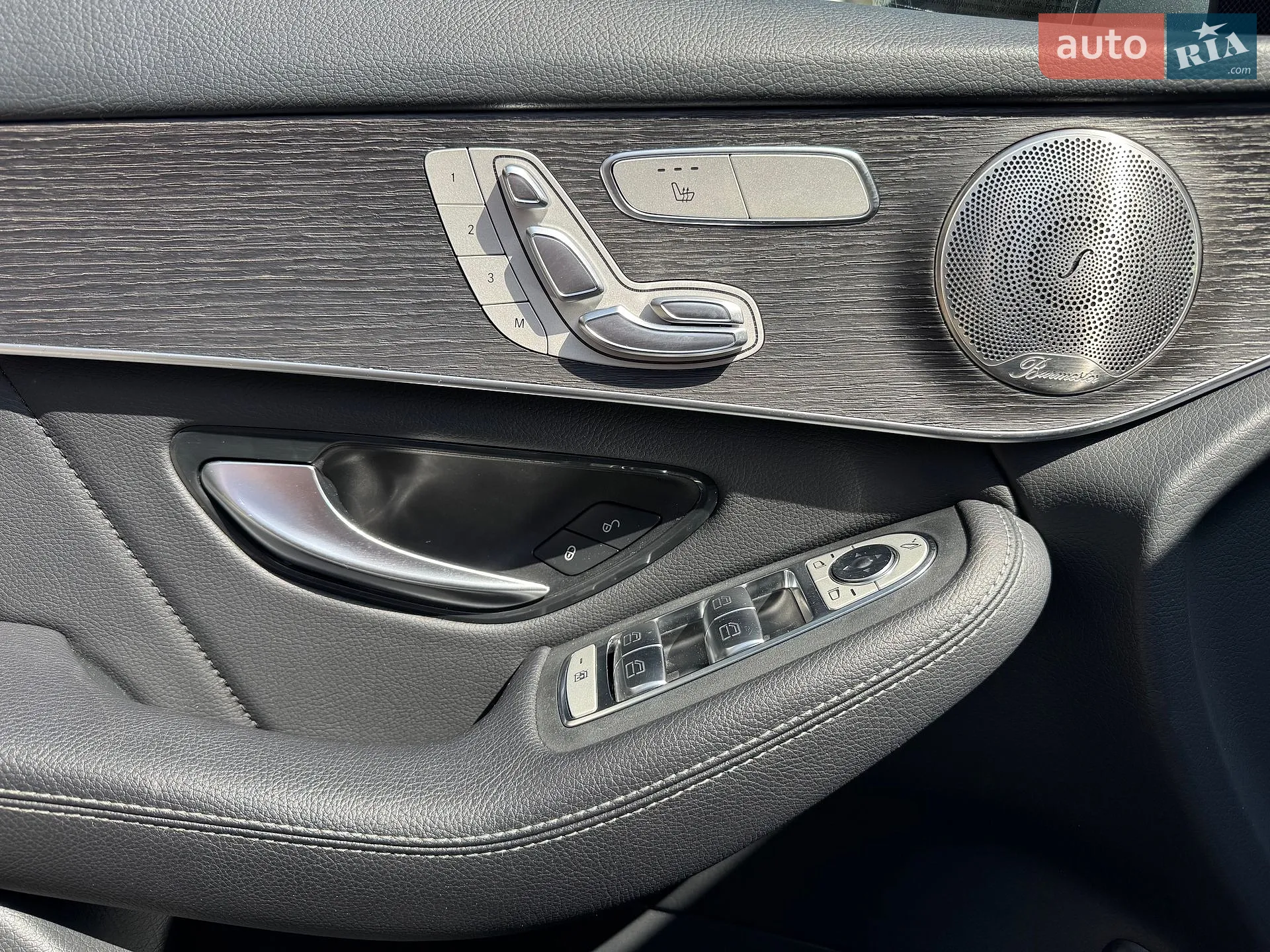 2021 Mercedes-Benz GLC - мініатюра 100