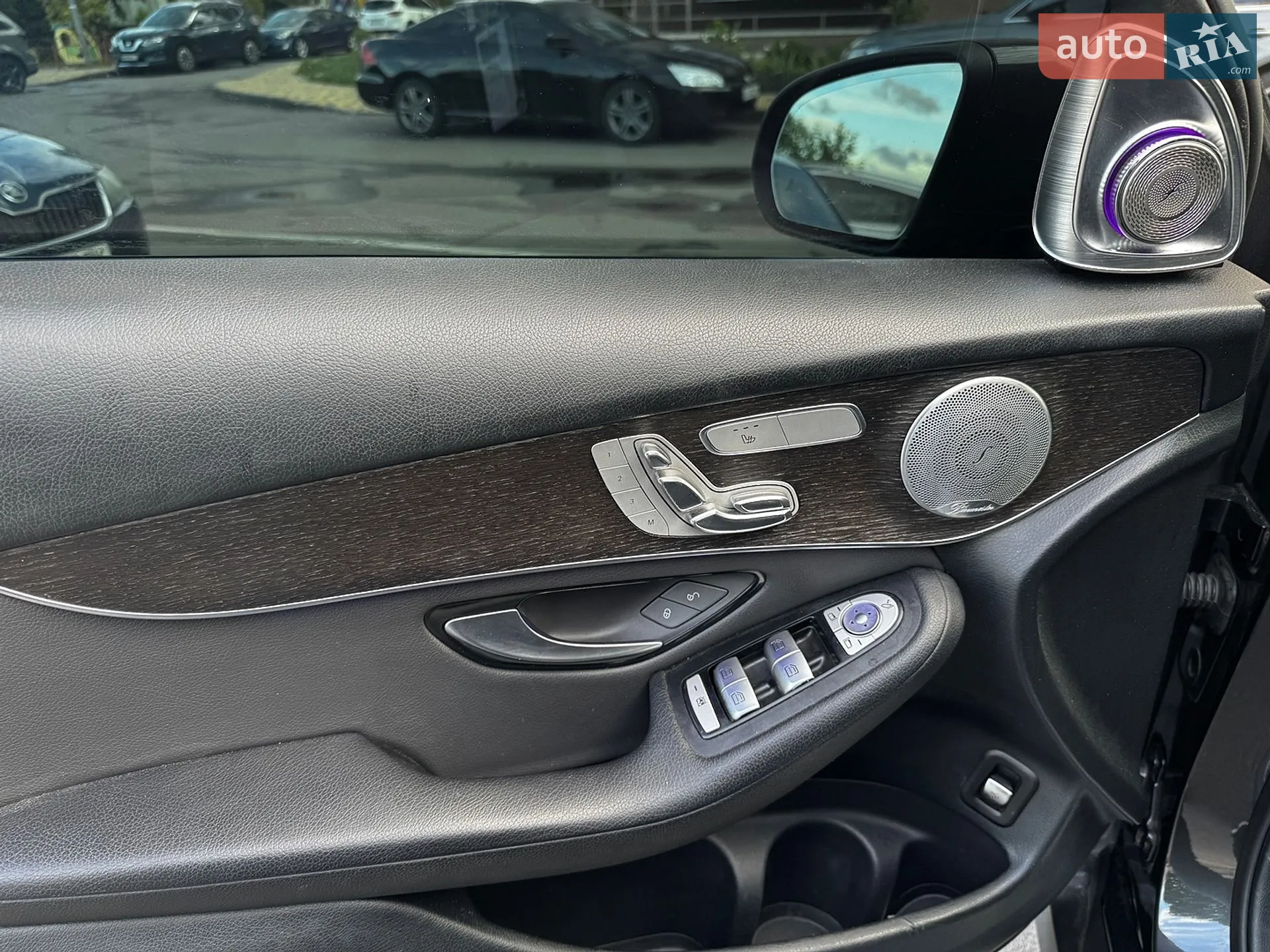 2019 Mercedes-Benz GLC - мініатюра 27