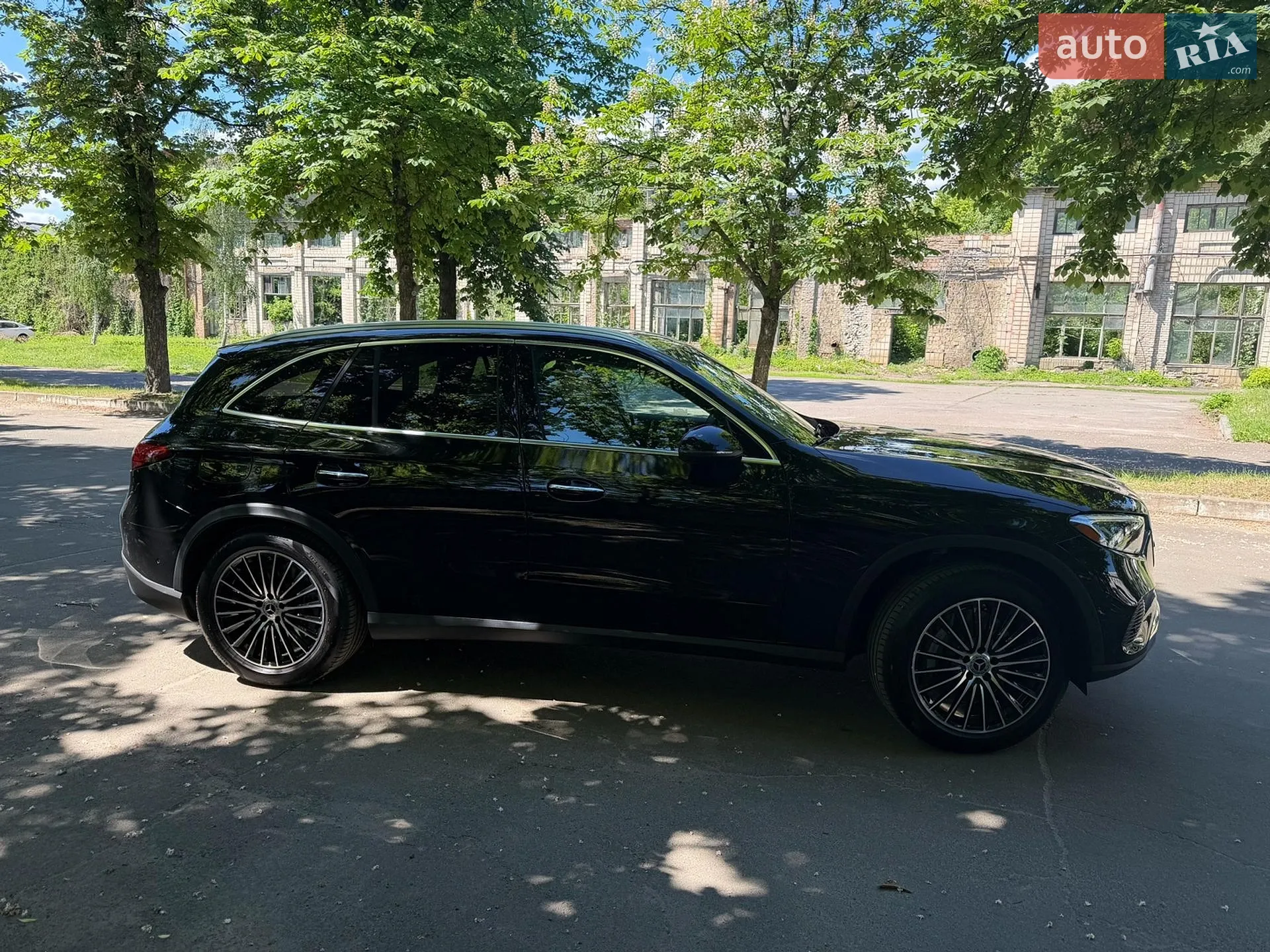 2024 Mercedes-Benz GLC - мініатюра 3