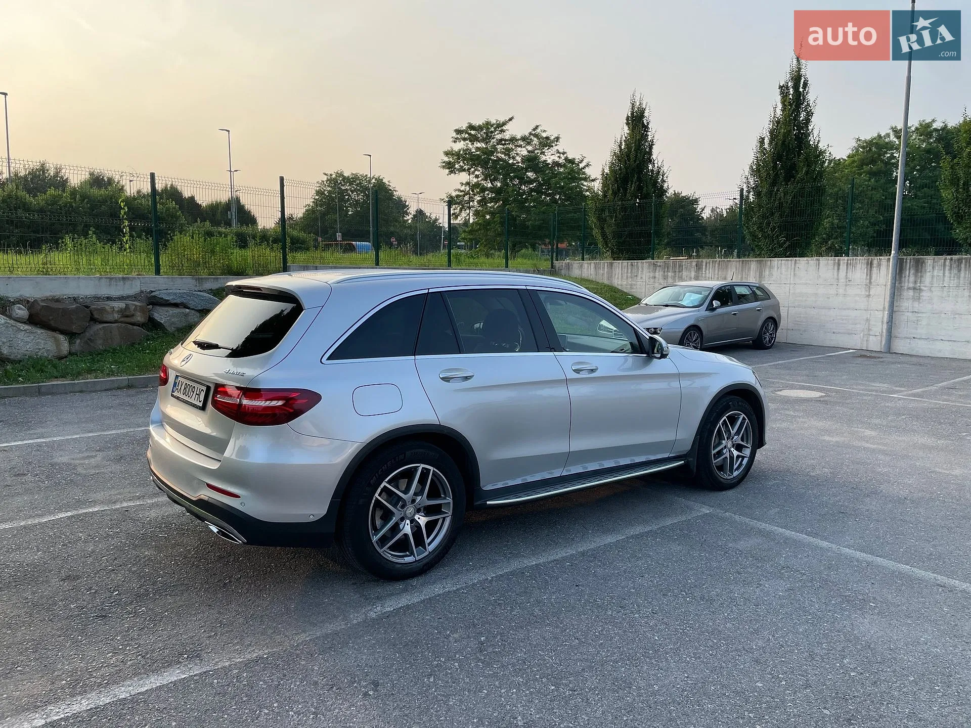2016 Mercedes-Benz GLC - мініатюра 3