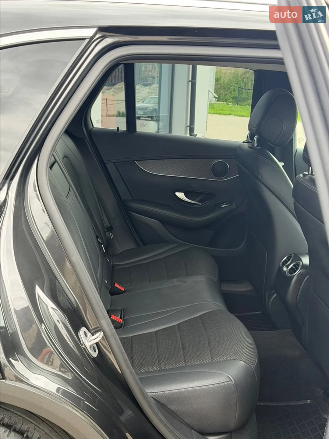 2021 Mercedes-Benz GLC - мініатюра 22