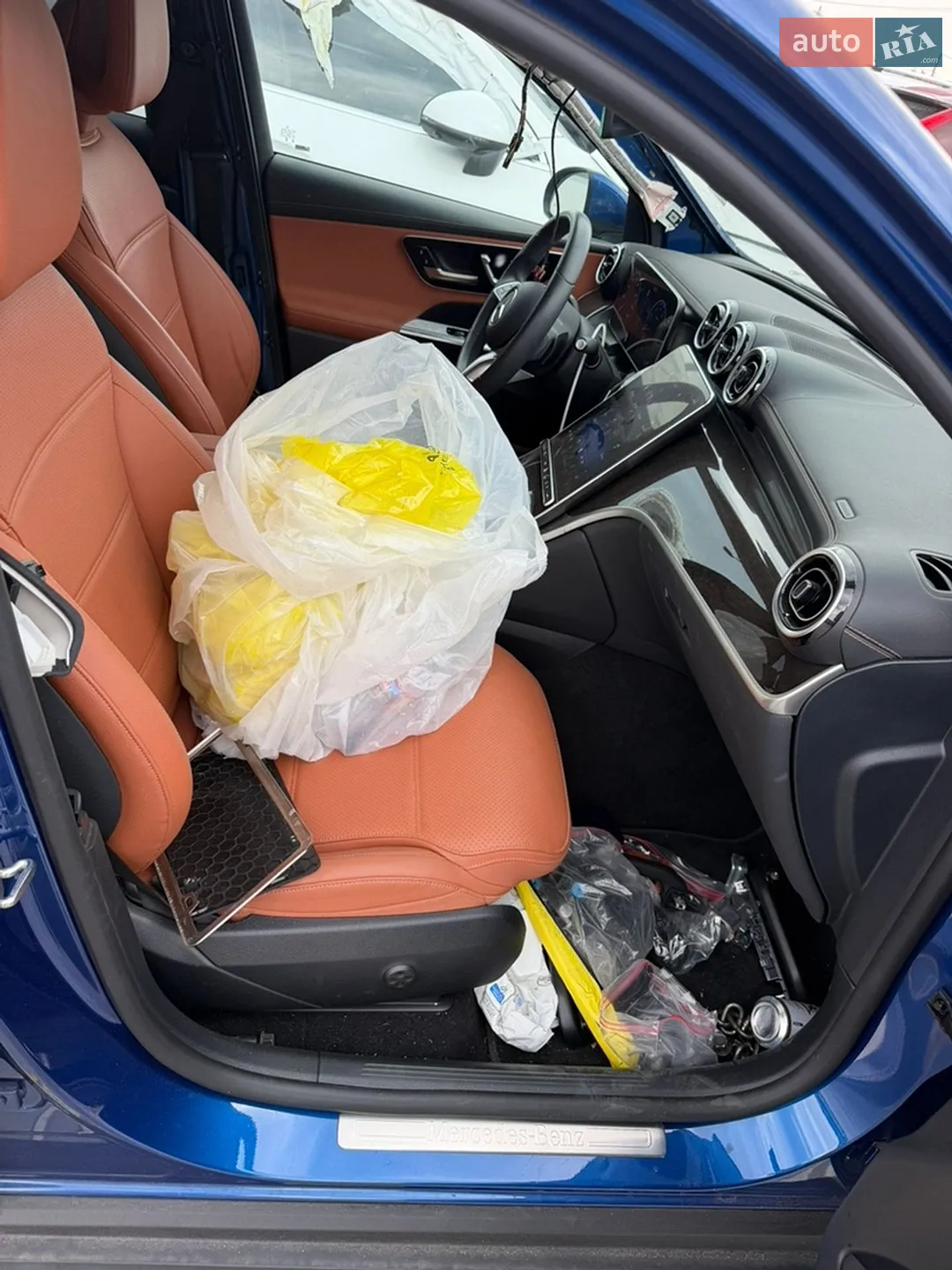 2023 Mercedes-Benz GLC - мініатюра 12