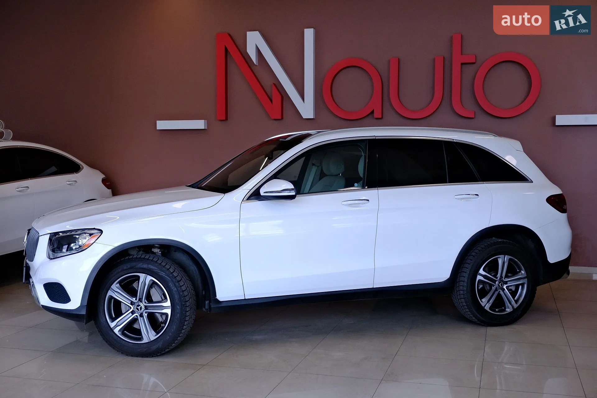 2018 Mercedes-Benz GLC - мініатюра 10