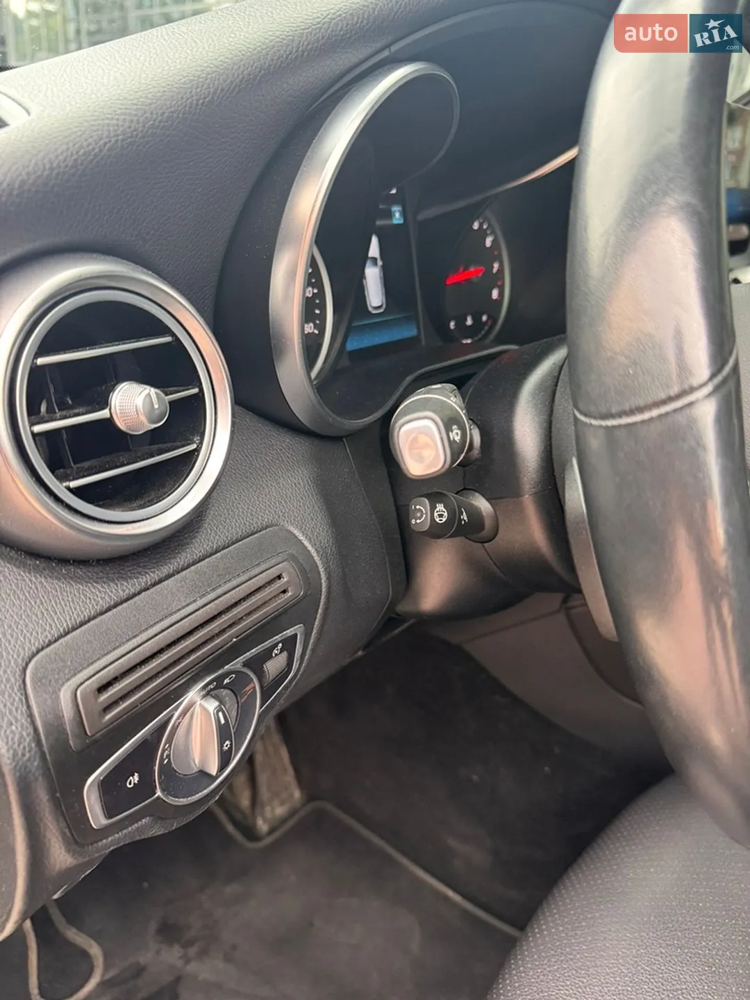 2019 Mercedes-Benz GLC - мініатюра 18