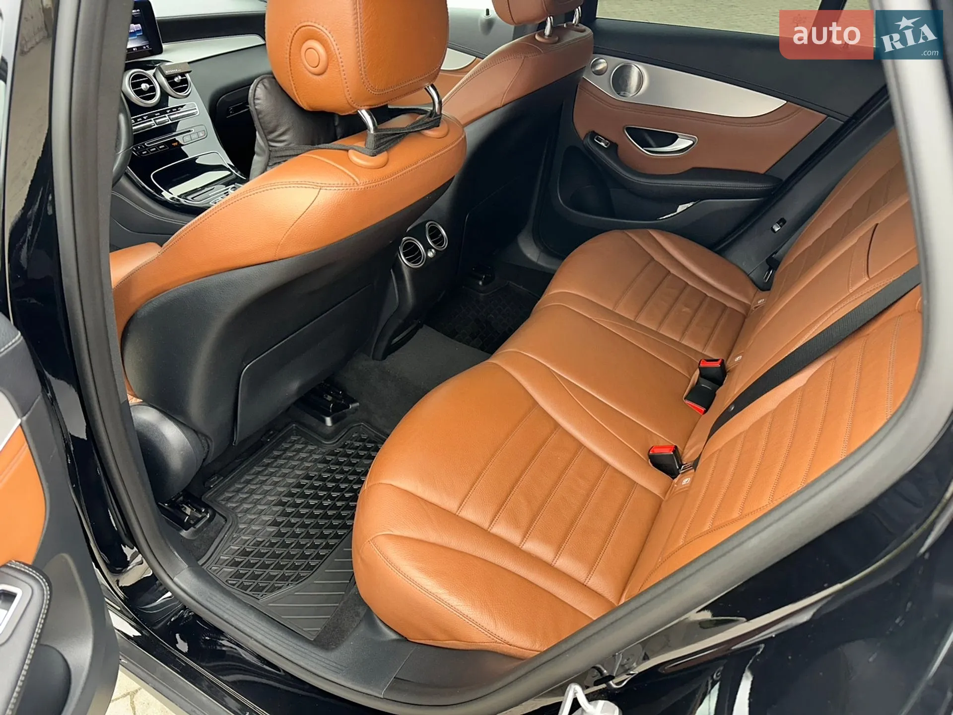 2017 Mercedes-Benz GLC - мініатюра 45