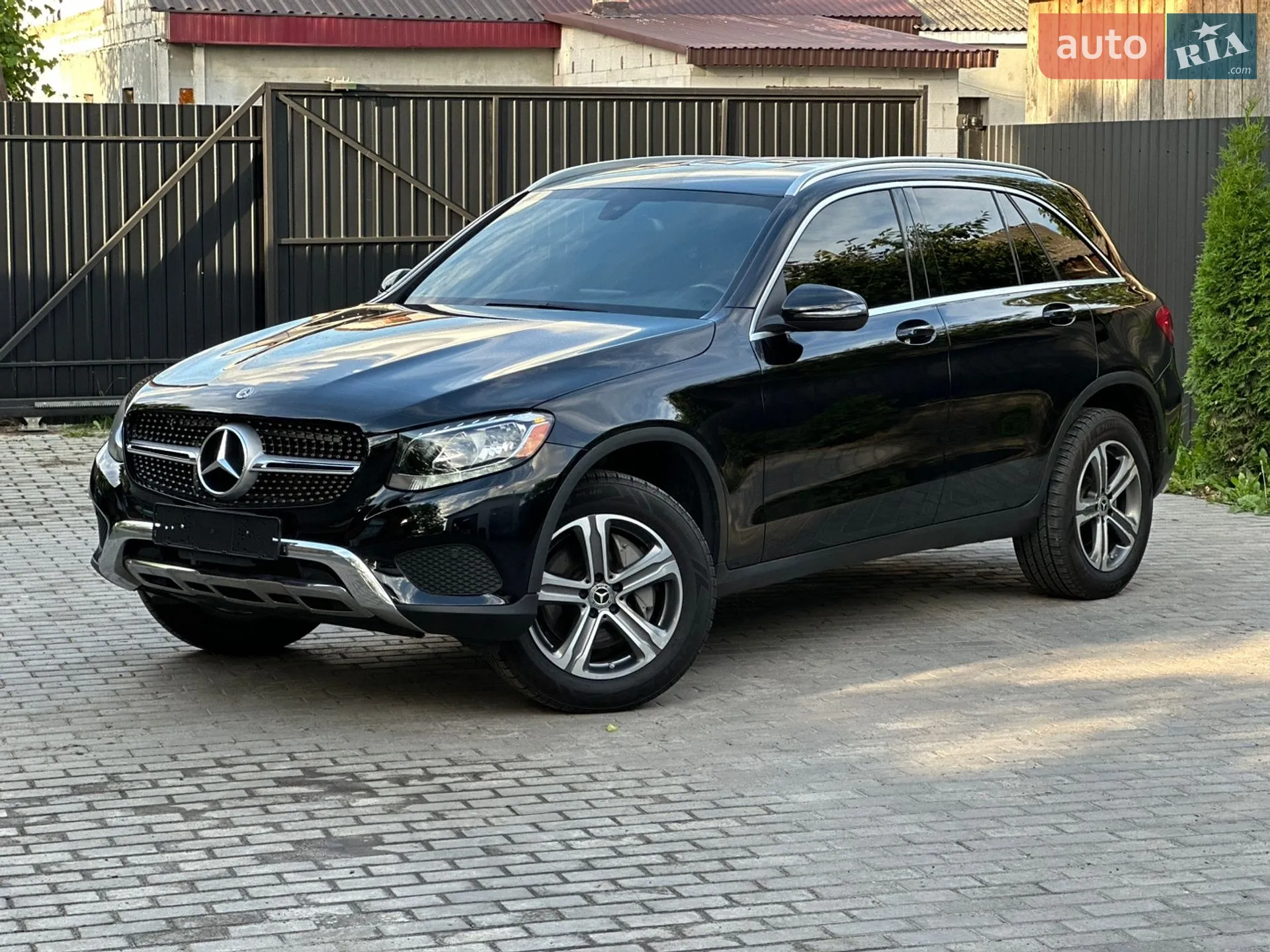 2019 Mercedes-Benz GLC - мініатюра 26