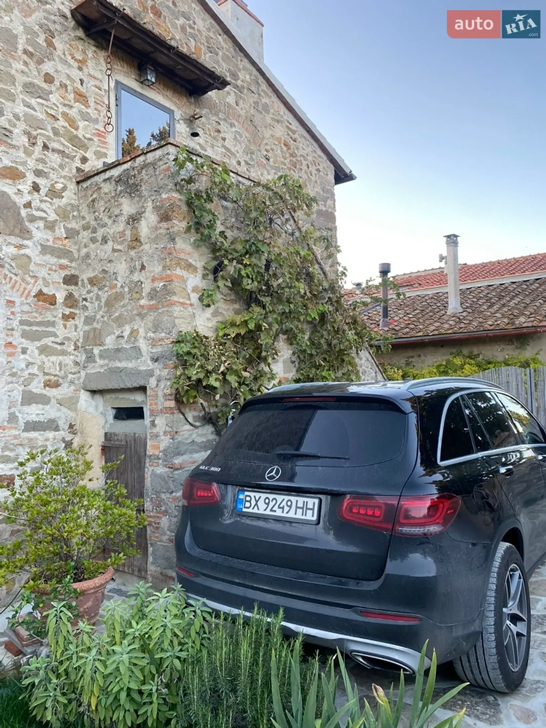 2017 Mercedes-Benz GLC - мініатюра 2