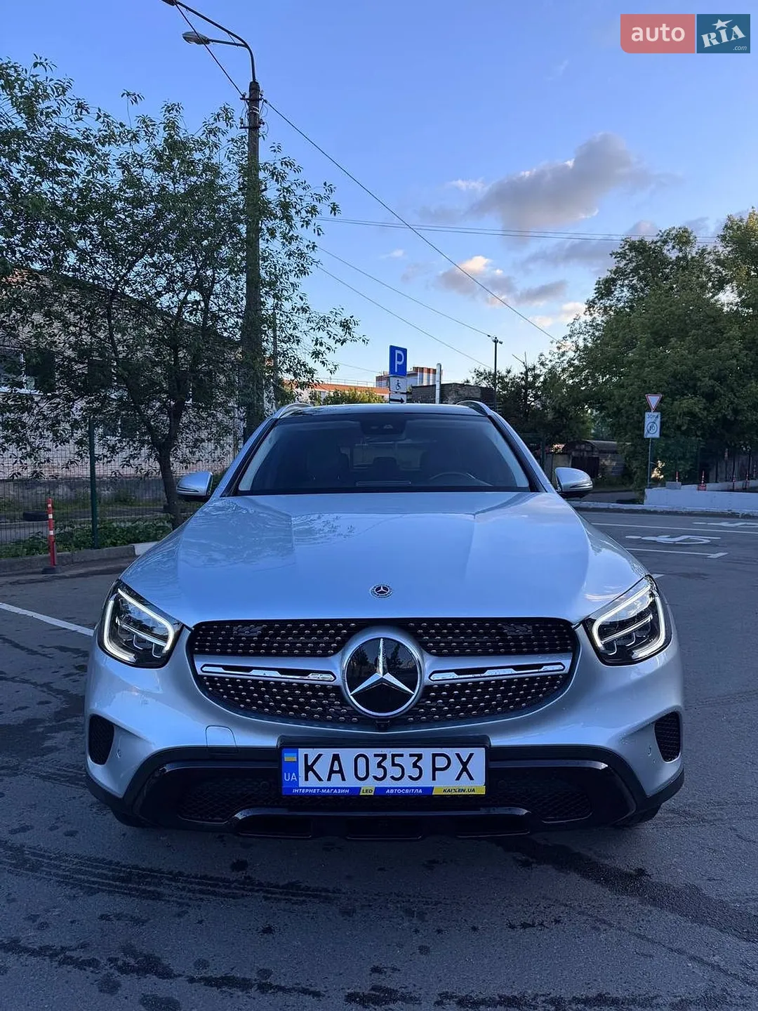 2022 Mercedes-Benz GLC - мініатюра 2
