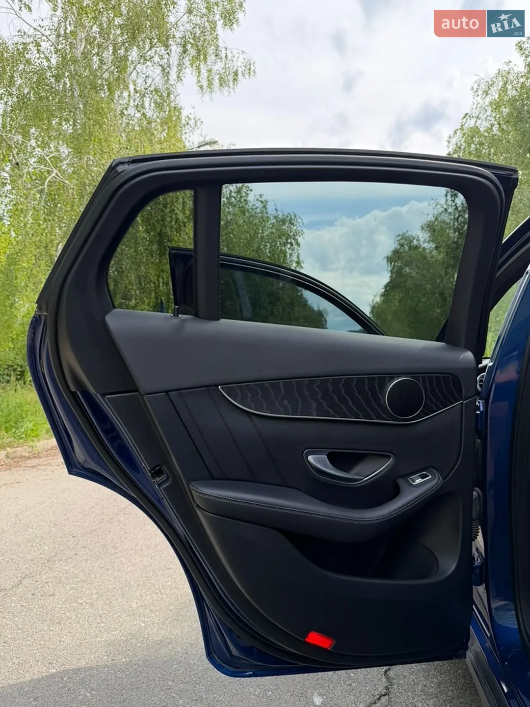 2017 Mercedes-Benz GLC - мініатюра 27