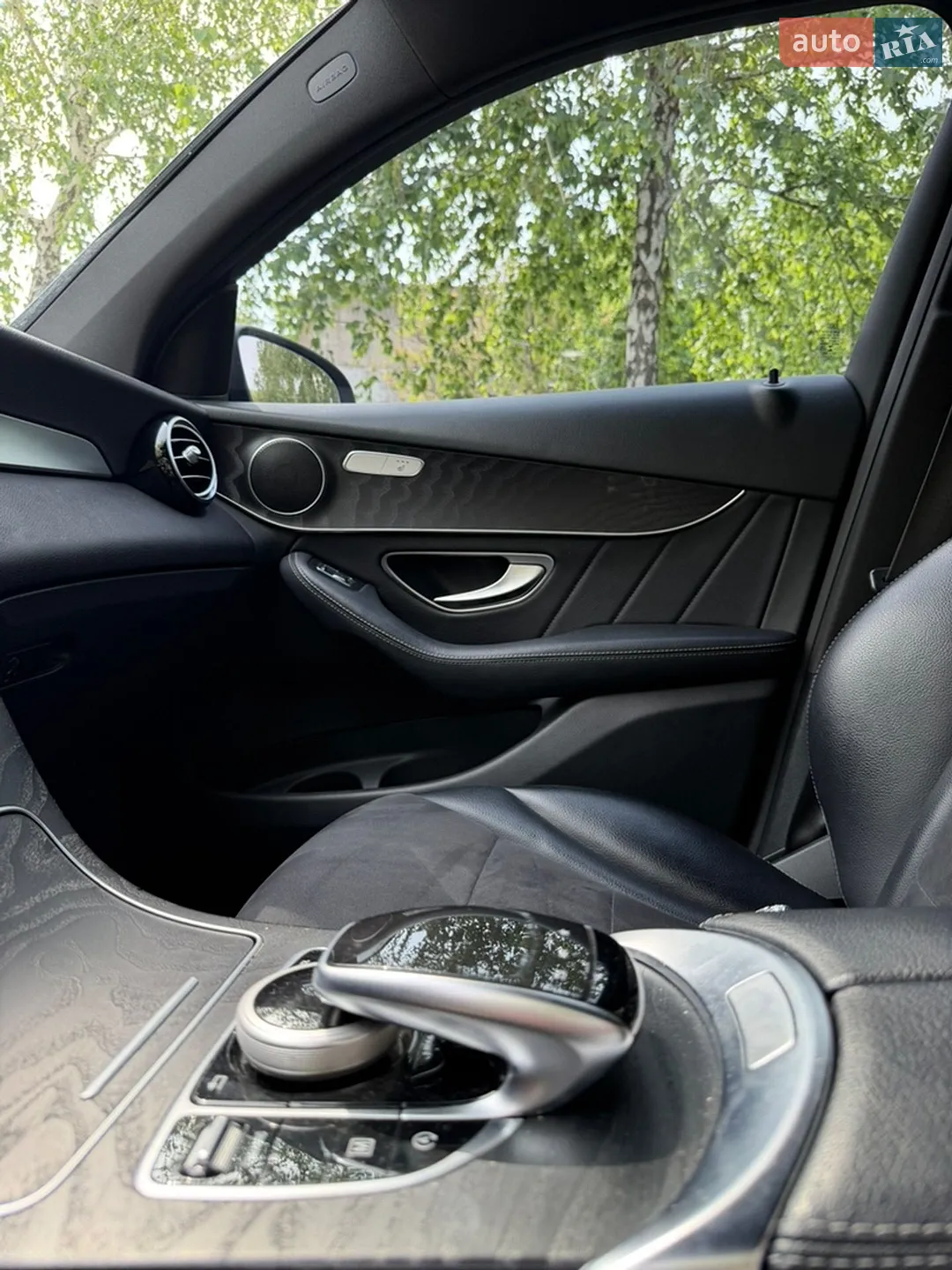 2017 Mercedes-Benz GLC - мініатюра 45