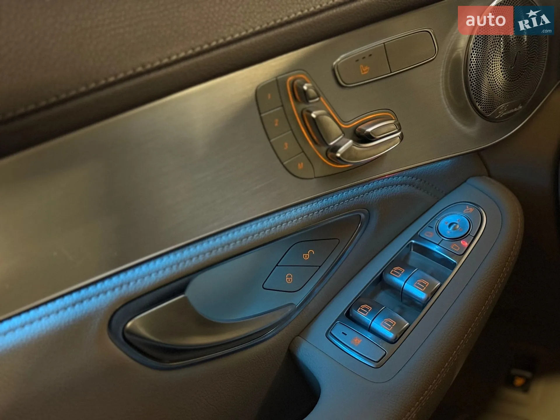 2016 Mercedes-Benz GLC - мініатюра 8