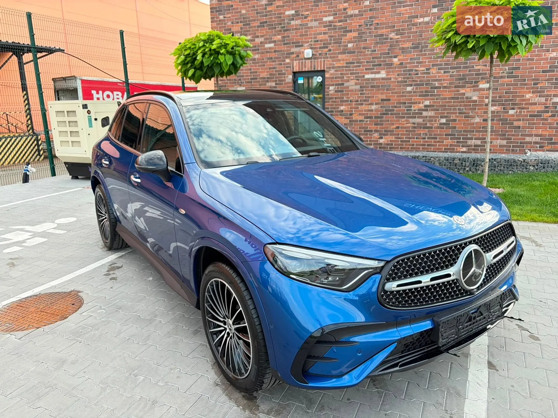 2025 Mercedes-Benz GLC - мініатюра 15