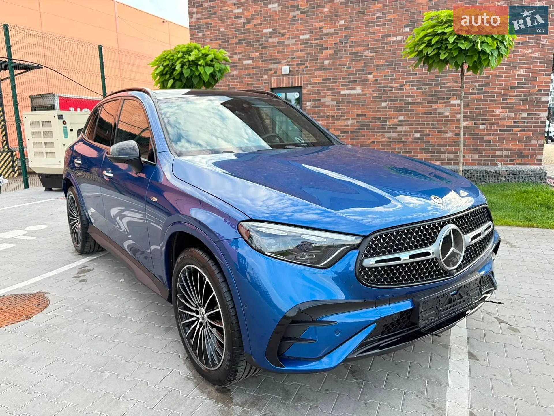 2025 Mercedes-Benz GLC - мініатюра 20