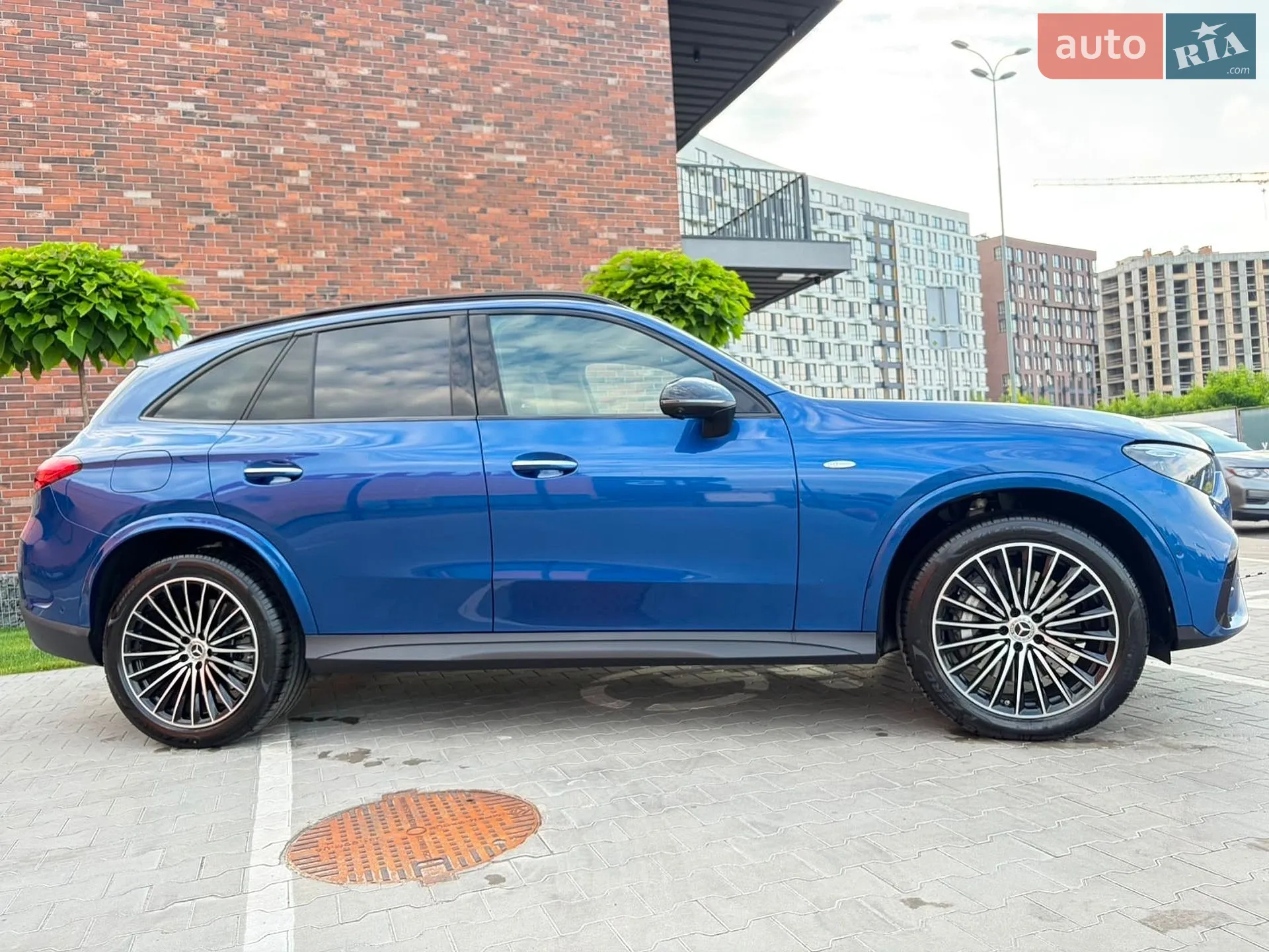 2025 Mercedes-Benz GLC - мініатюра 108