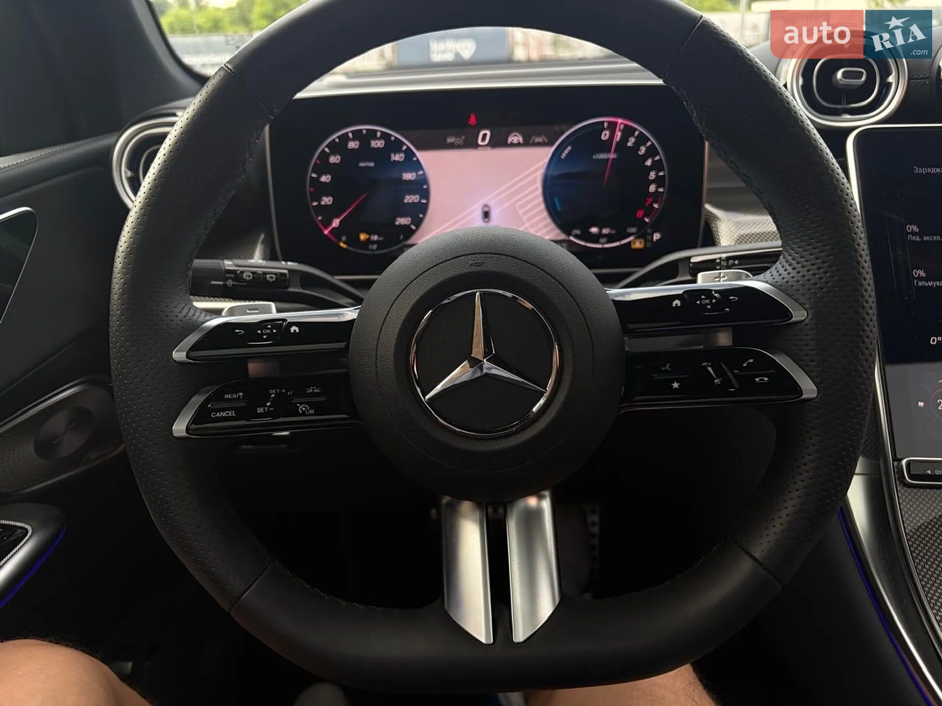 2025 Mercedes-Benz GLC - мініатюра 184