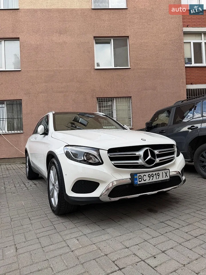 2017 Mercedes-Benz GLC - мініатюра 29