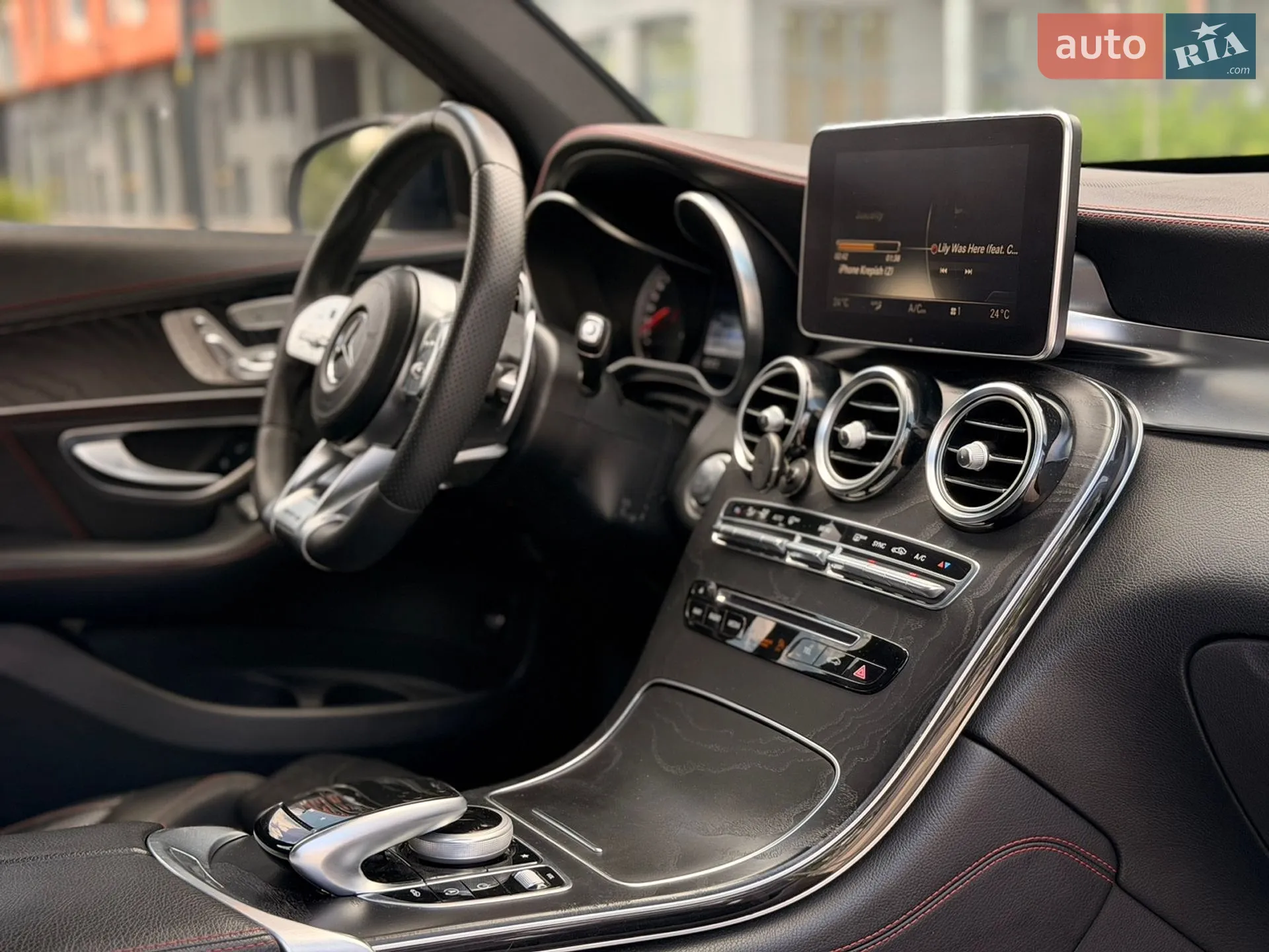 2016 Mercedes-Benz GLC - мініатюра 22