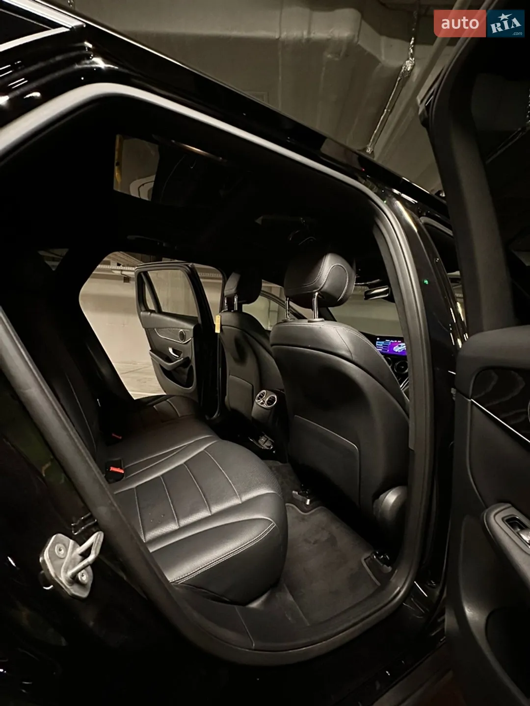2020 Mercedes-Benz GLC - мініатюра 32
