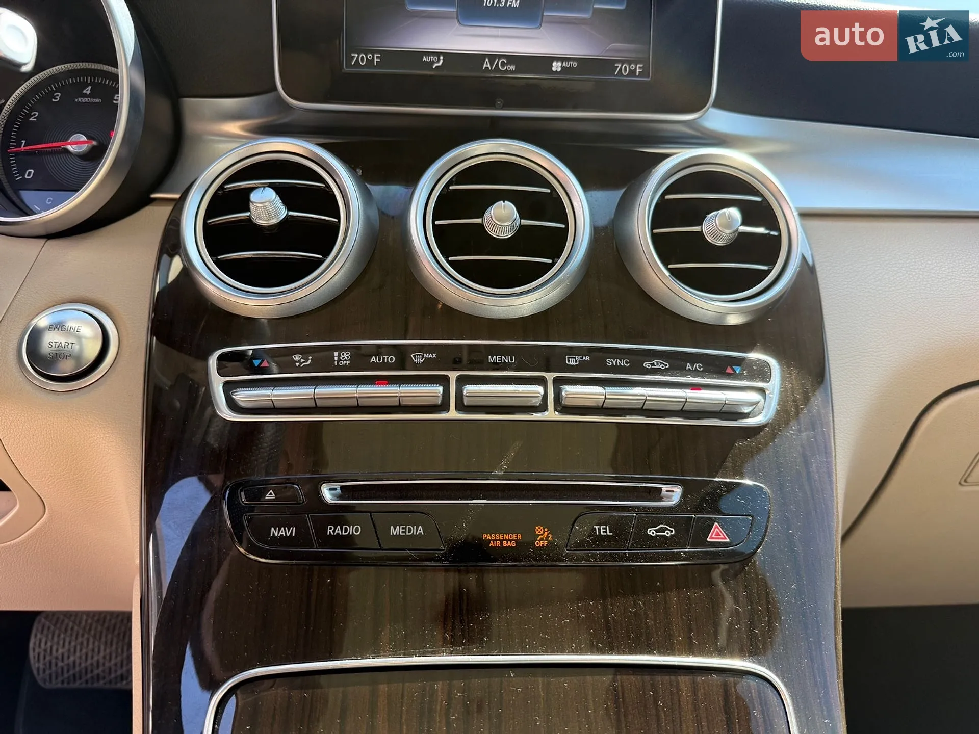 2019 Mercedes-Benz GLC - мініатюра 18