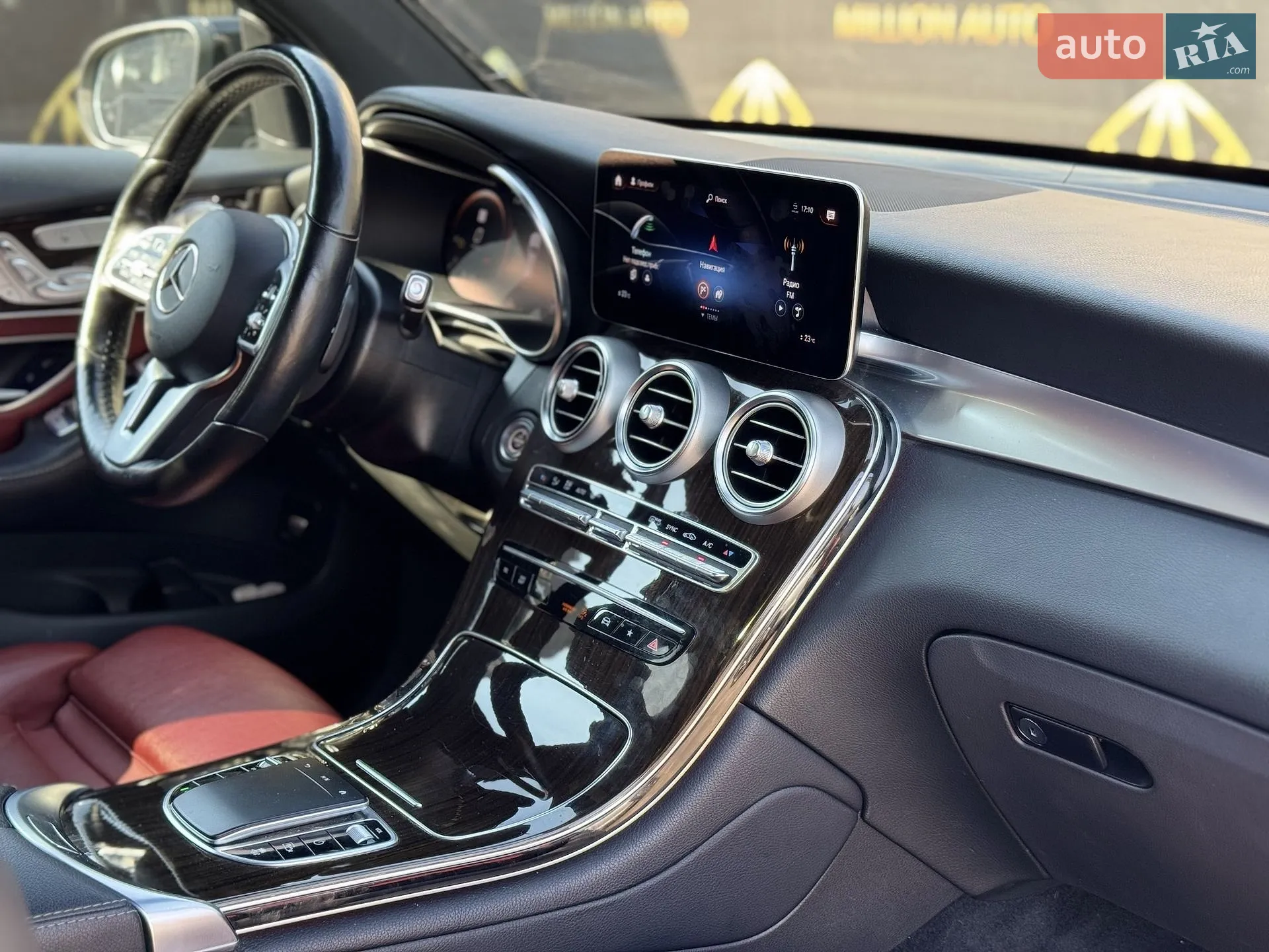2021 Mercedes-Benz GLC - мініатюра 13