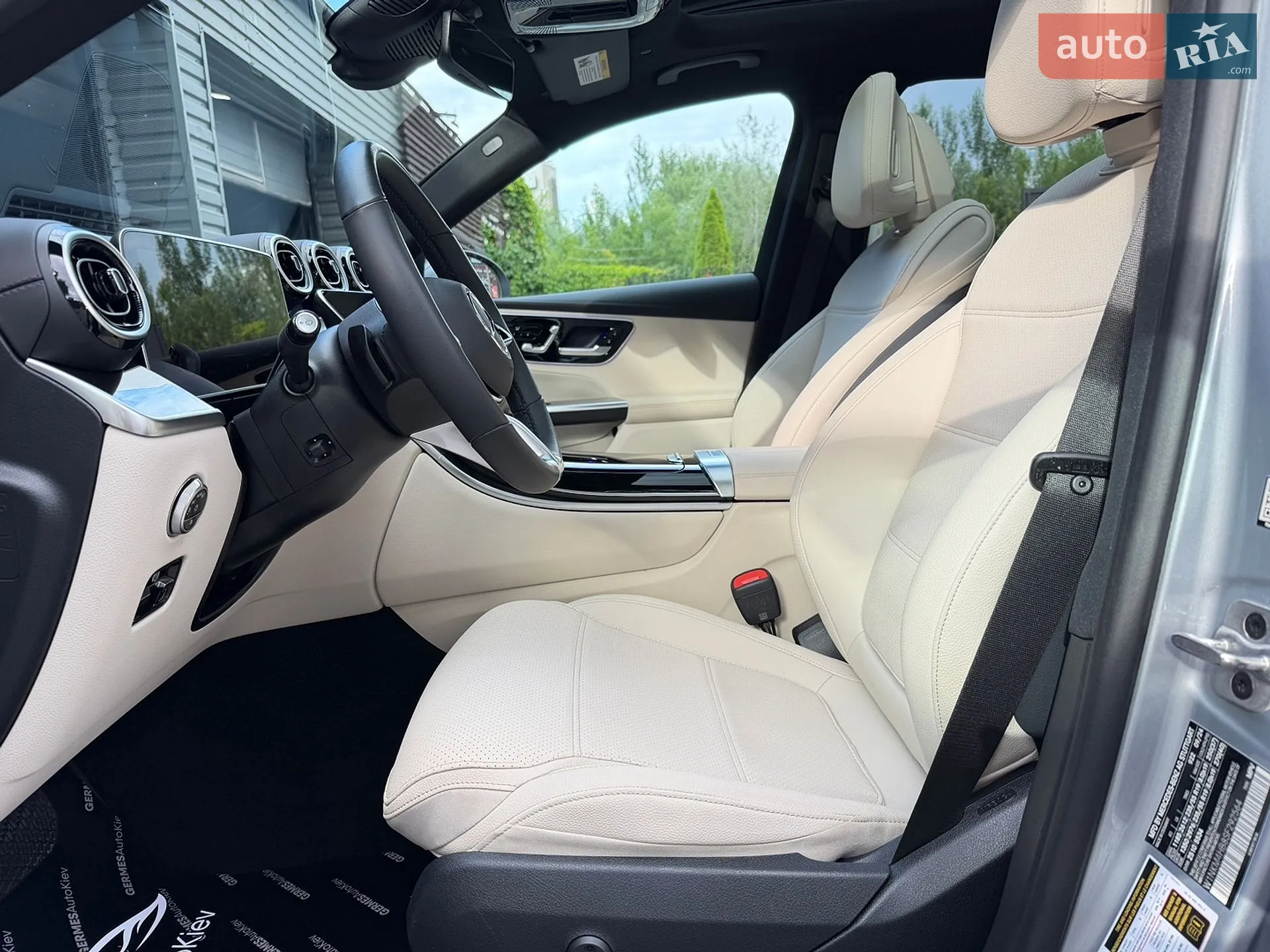 2024 Mercedes-Benz GLC - мініатюра 20