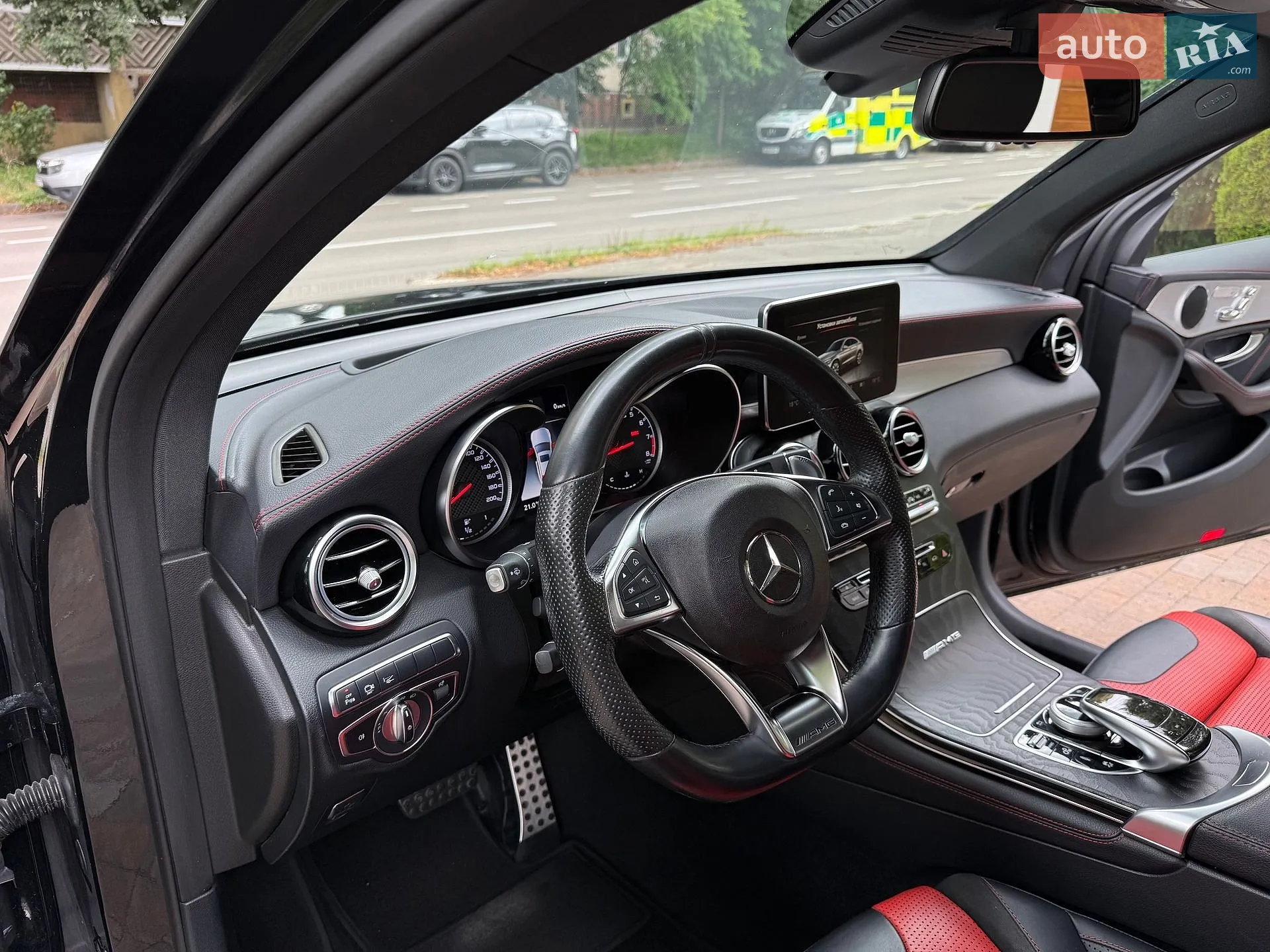 2018 Mercedes-Benz GLC - мініатюра 51