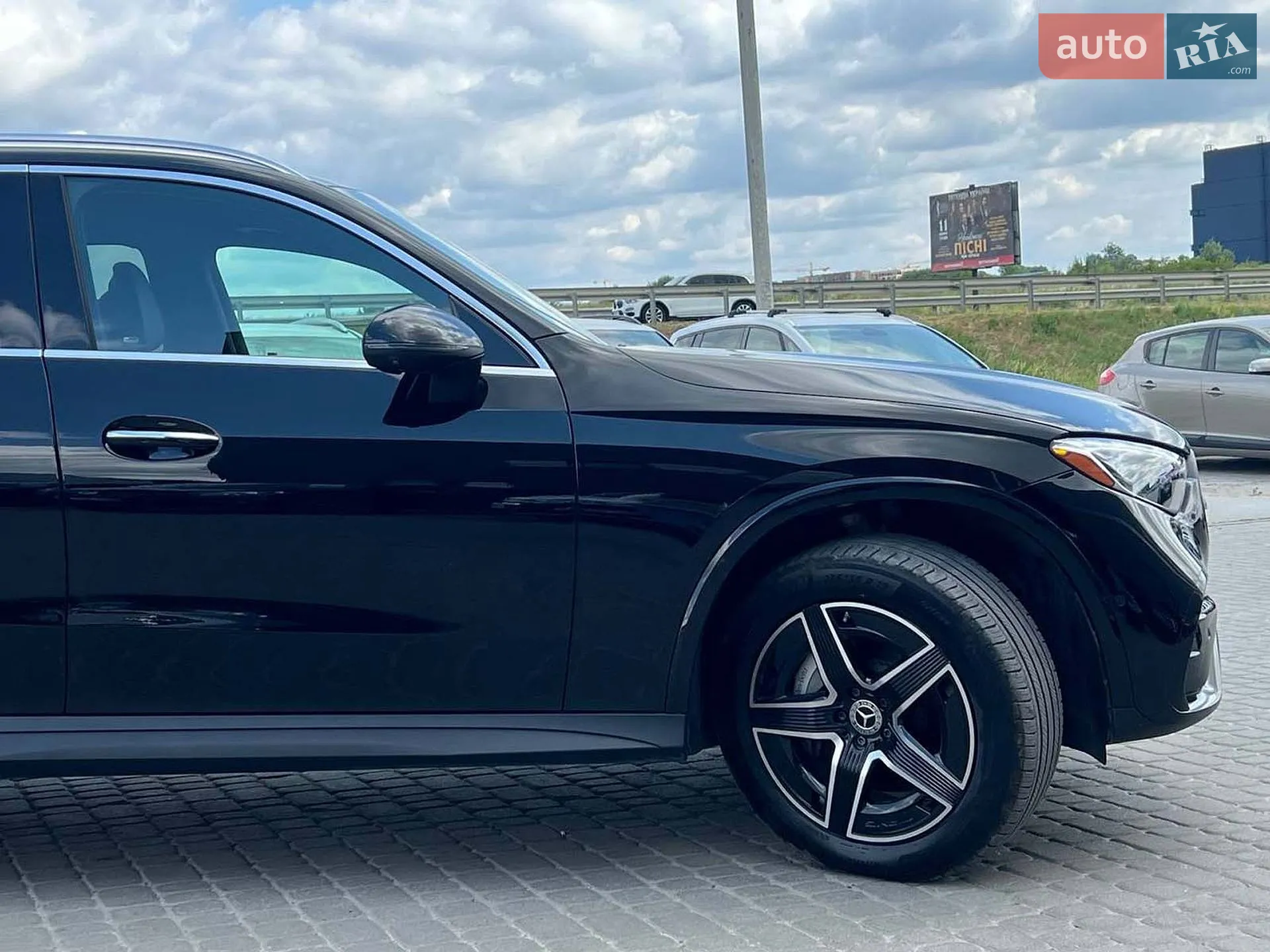 2024 Mercedes-Benz GLC - мініатюра 11